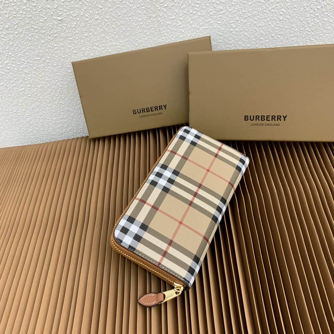 Burberry Check-Pattern Full-Zip Wallet - Image 2