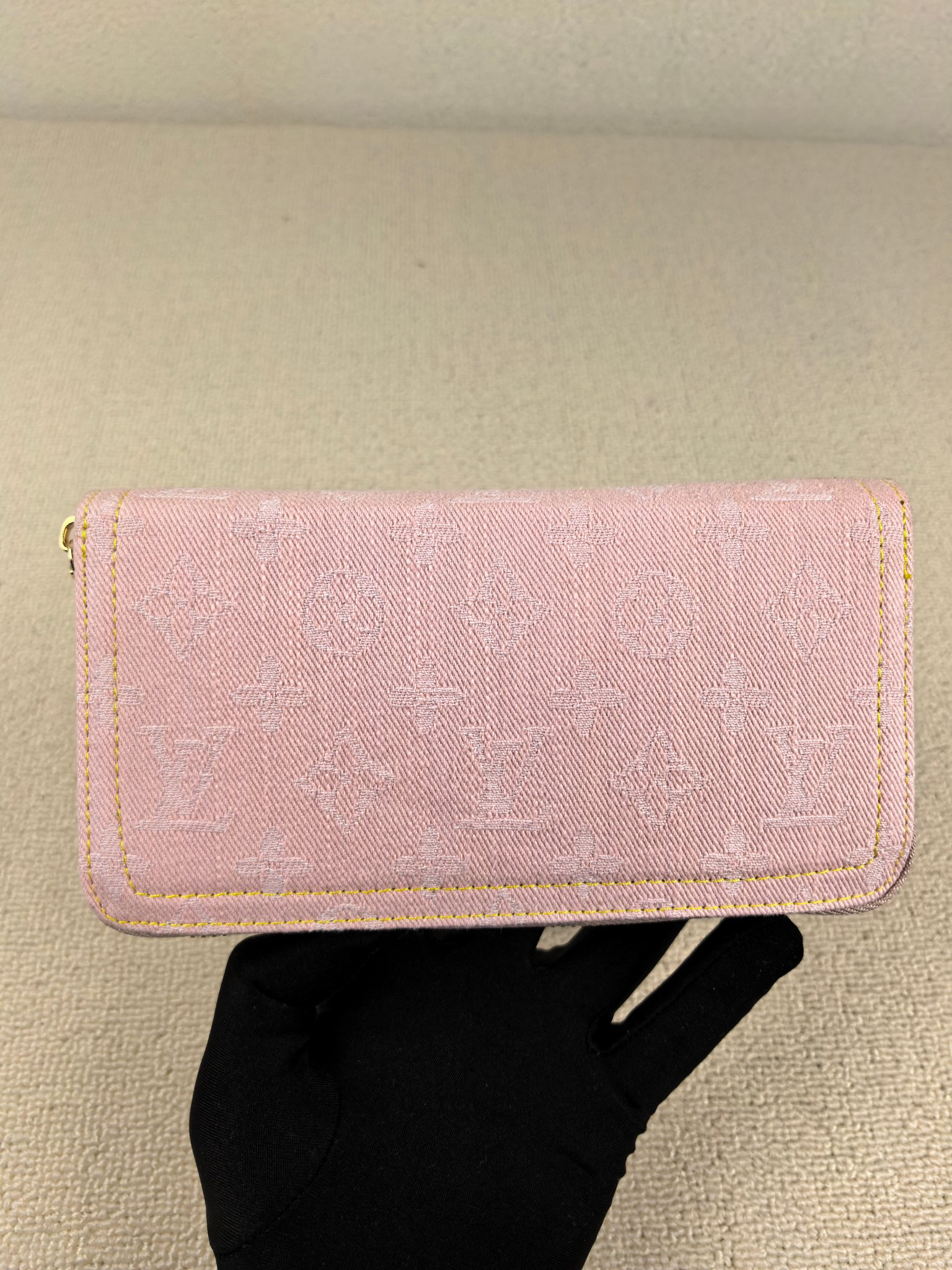 Louis Vuitton Zippy Wallet M82958 in Monogram Denim - Image 2
