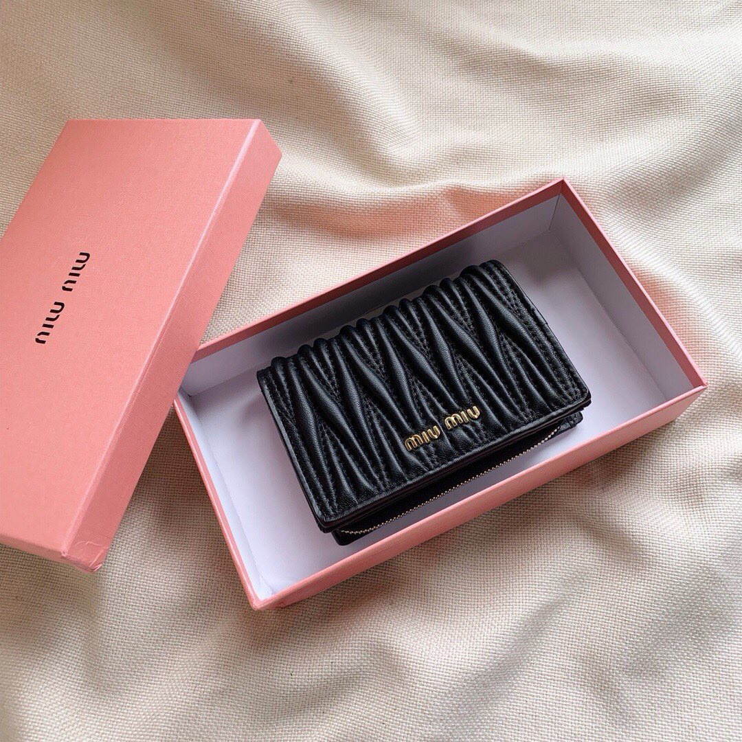 Miu Miu 5196 Lambskin Multifunction Wallet - Image 2