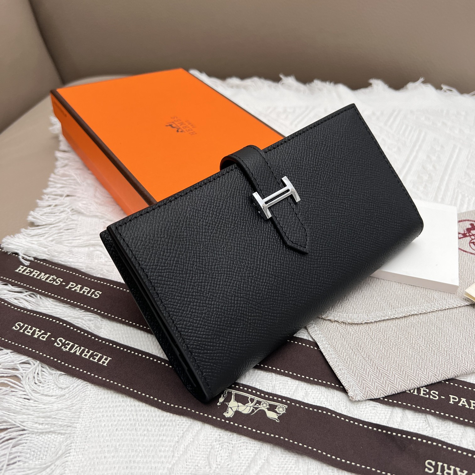 Hermes Leather Zip Wallet - Image 2