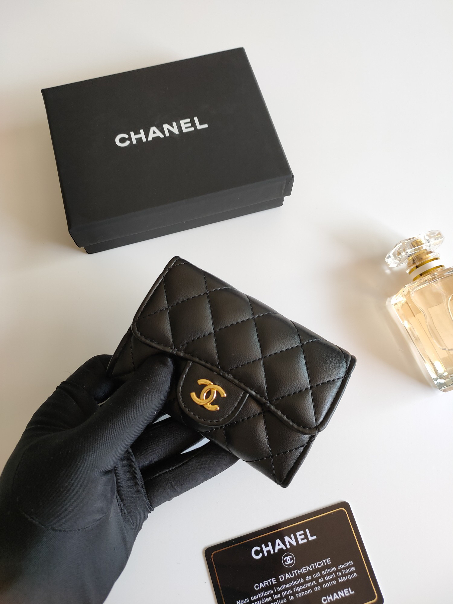 Chanel Classic Flap Card Holder AP0214 - Image 2