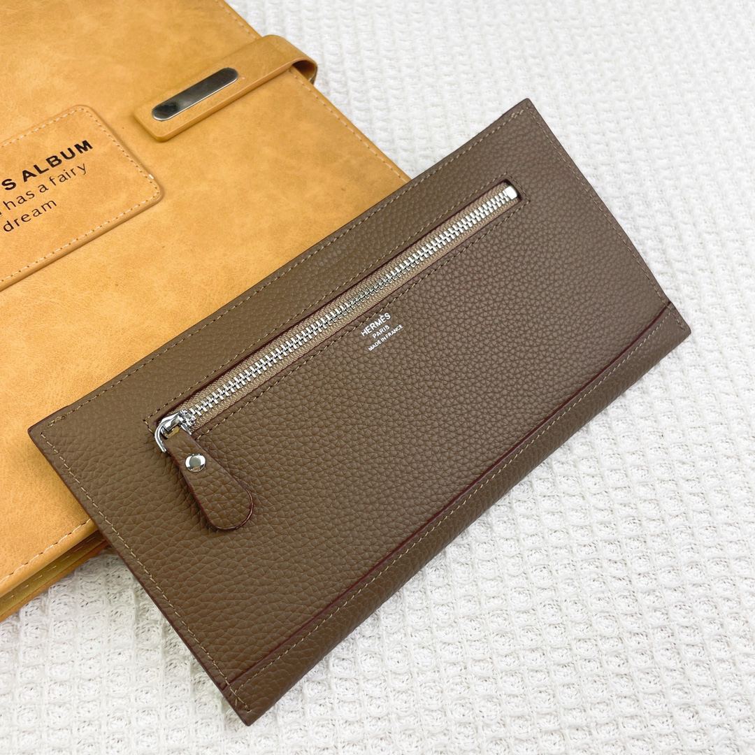 Hermes Silk'in Barenia Calfskin Wallet - Image 2