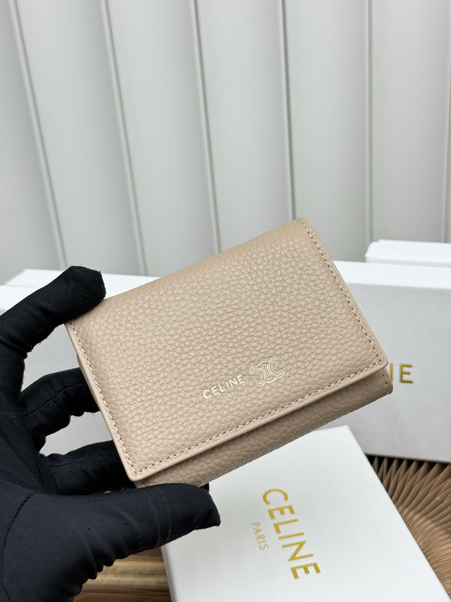 CELINE Small Calfskin Wallet - Image 2