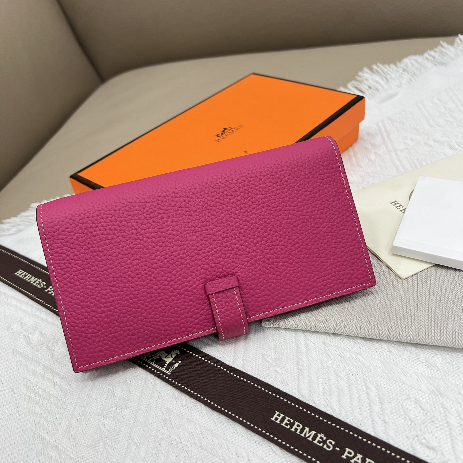 Hermès Togo Leather Zip Wallet - Image 2