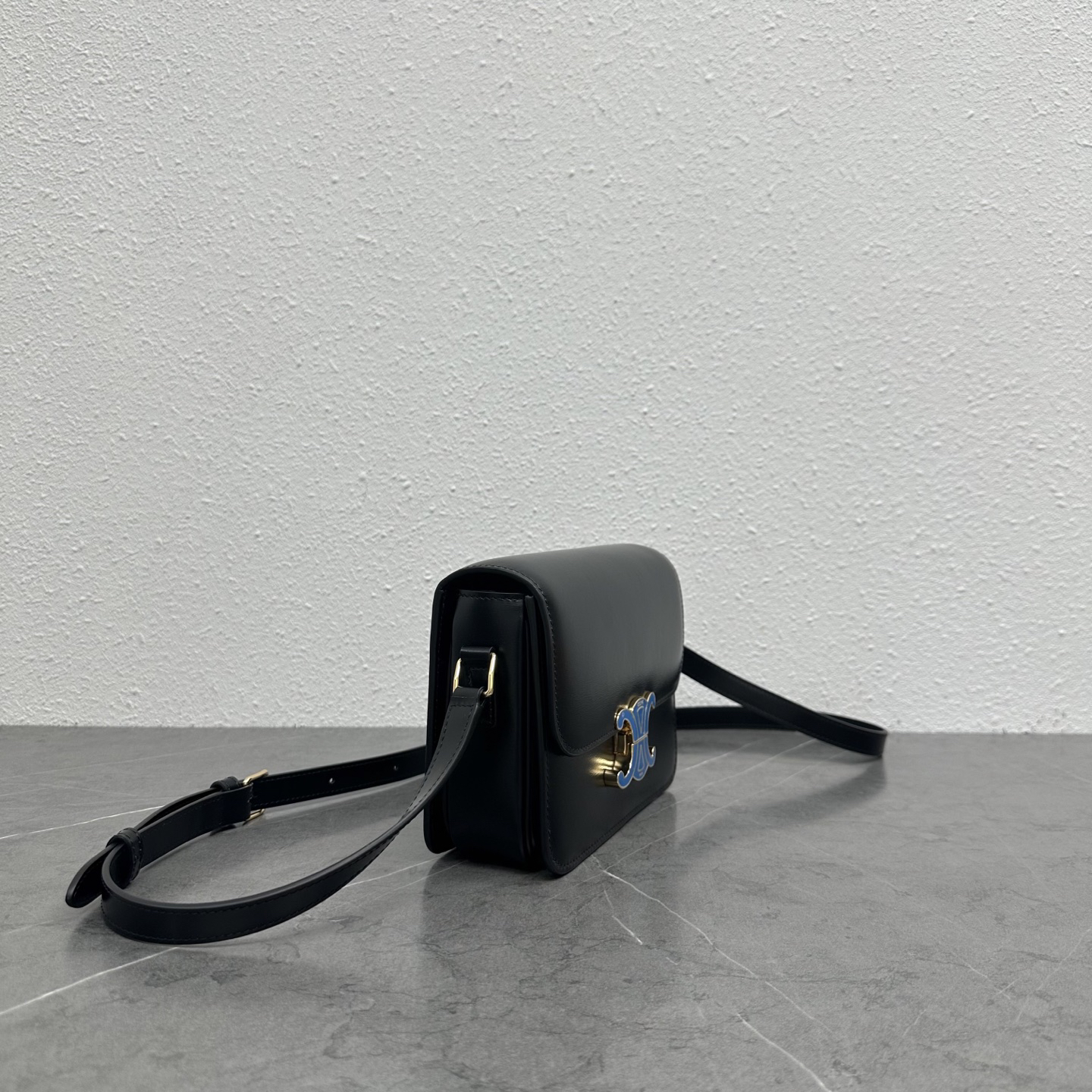 CELINE Teen Triomphe Shoulder Bag - Image 2