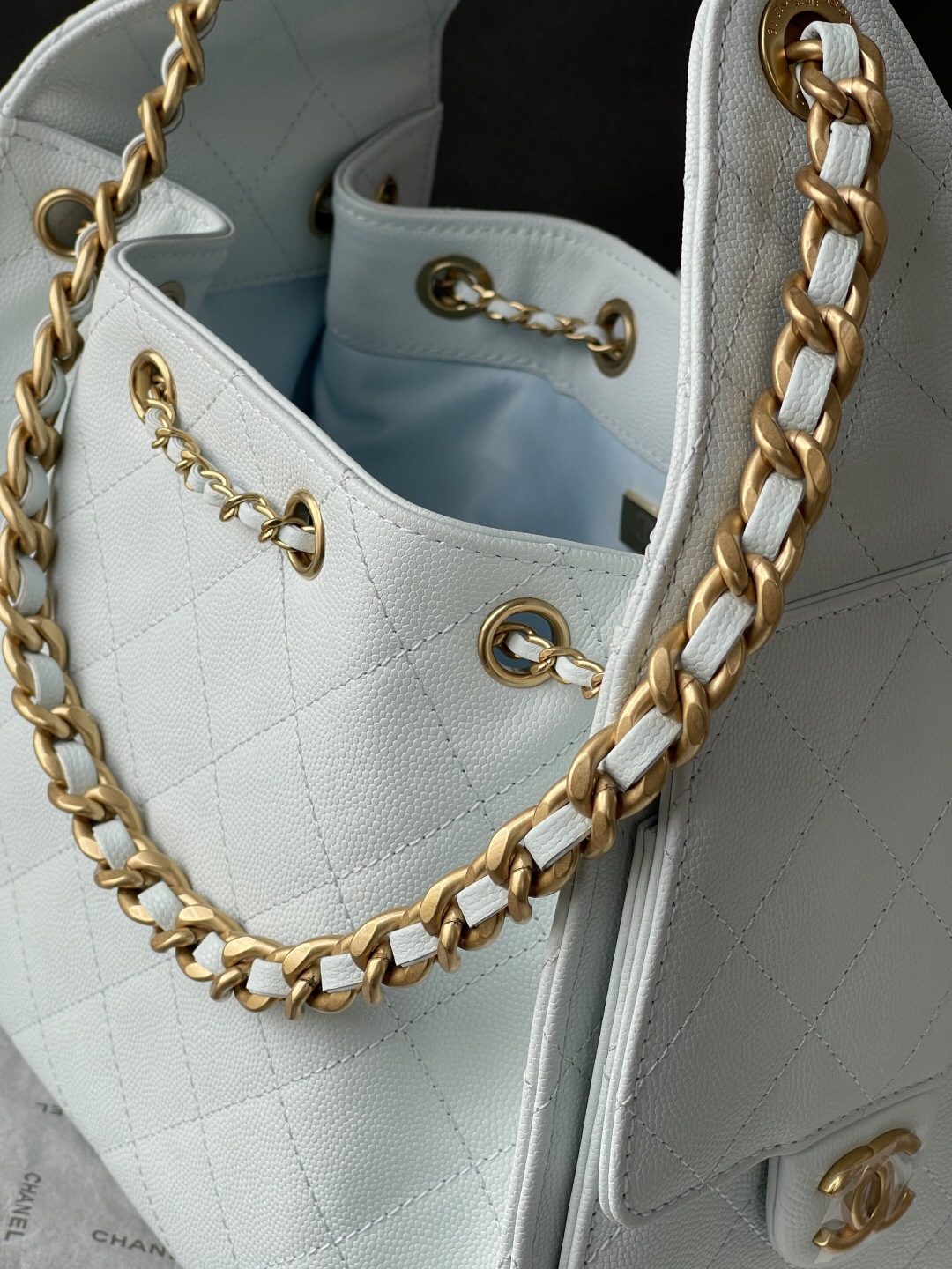 Chanel 25C Small Caviar Leather Hobo Shoulder Bag - Image 11