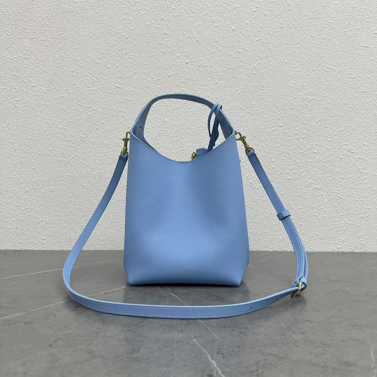 Blue Leather Hobo Shoulder Bag - Image 3