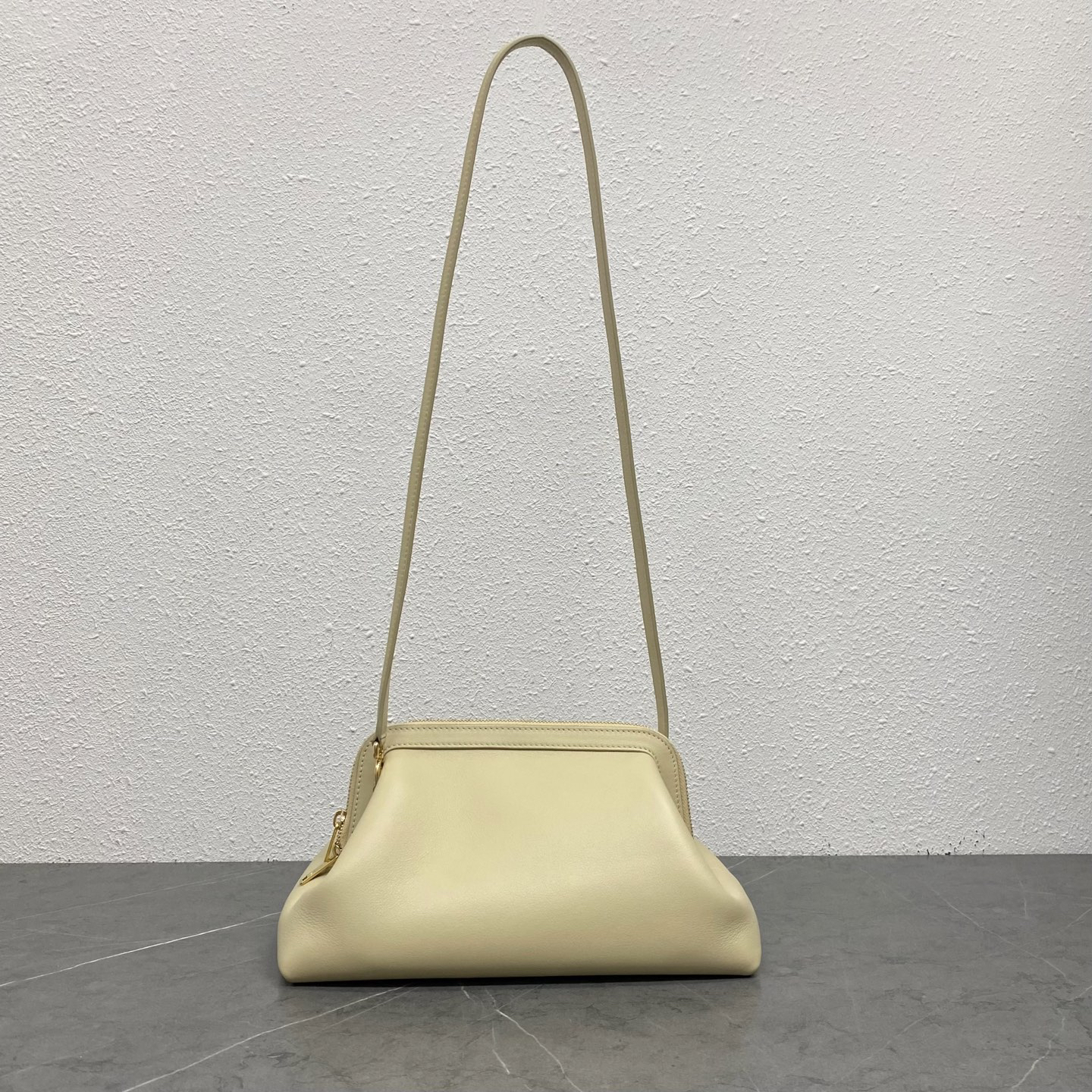 Ce Doctor Small Leather Crossbody Bag - Image 3