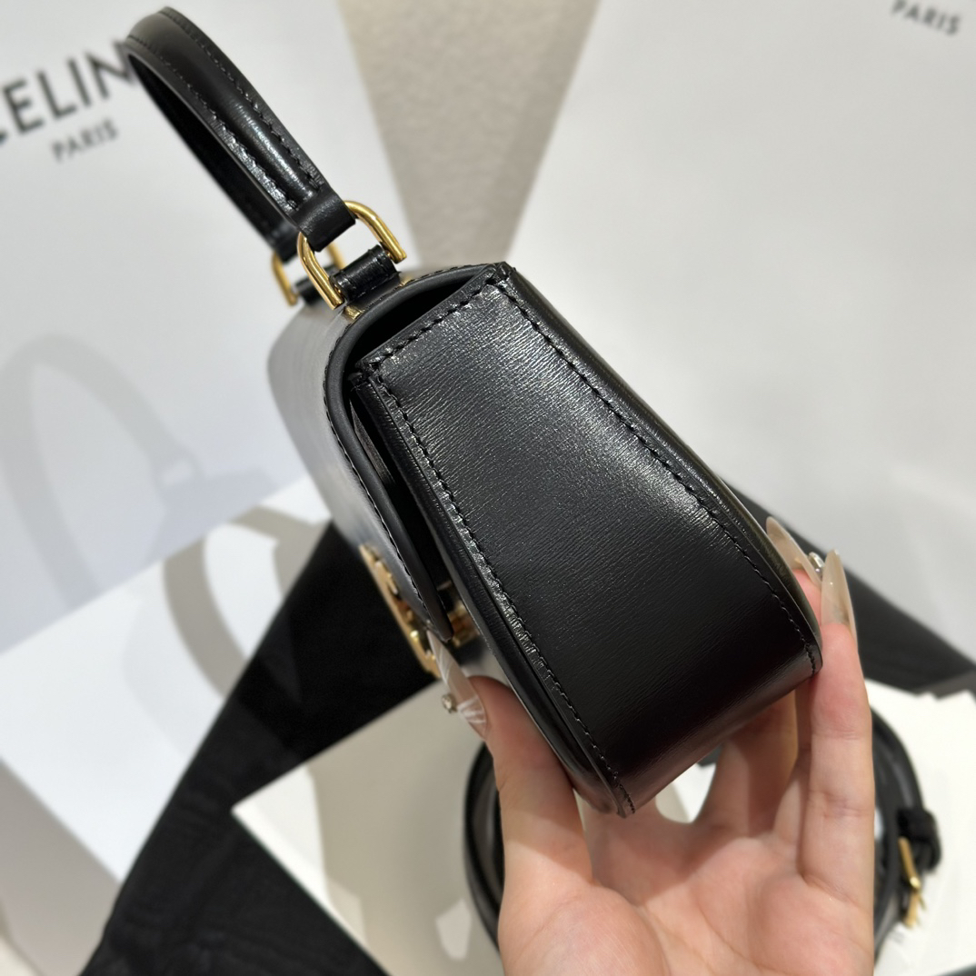 Celine Teen Lola Triomphe Leather Shoulder Bag - Image 3