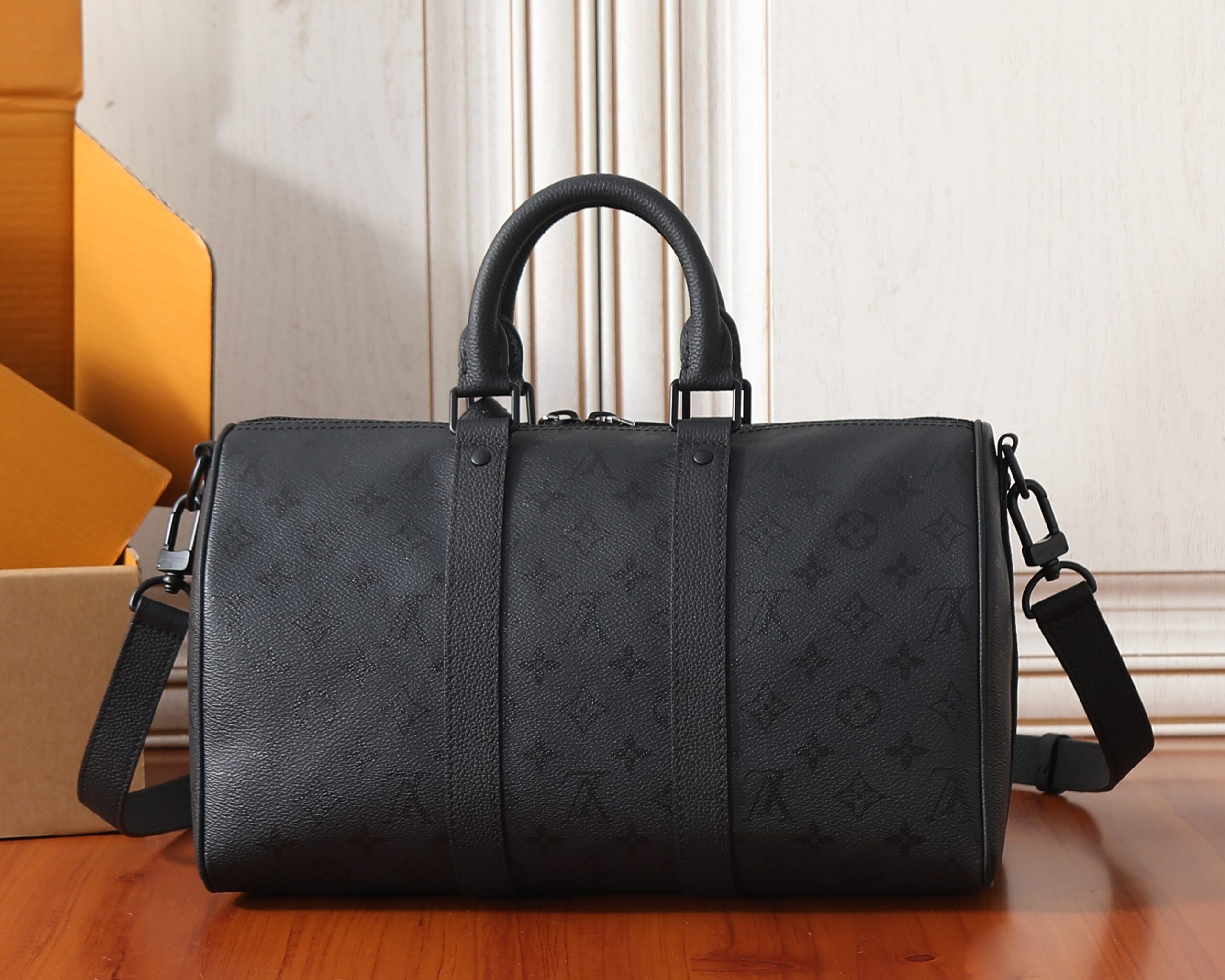 Keepall Bandoulière 35 Travel Bag in Monogram Midnight - Image 3