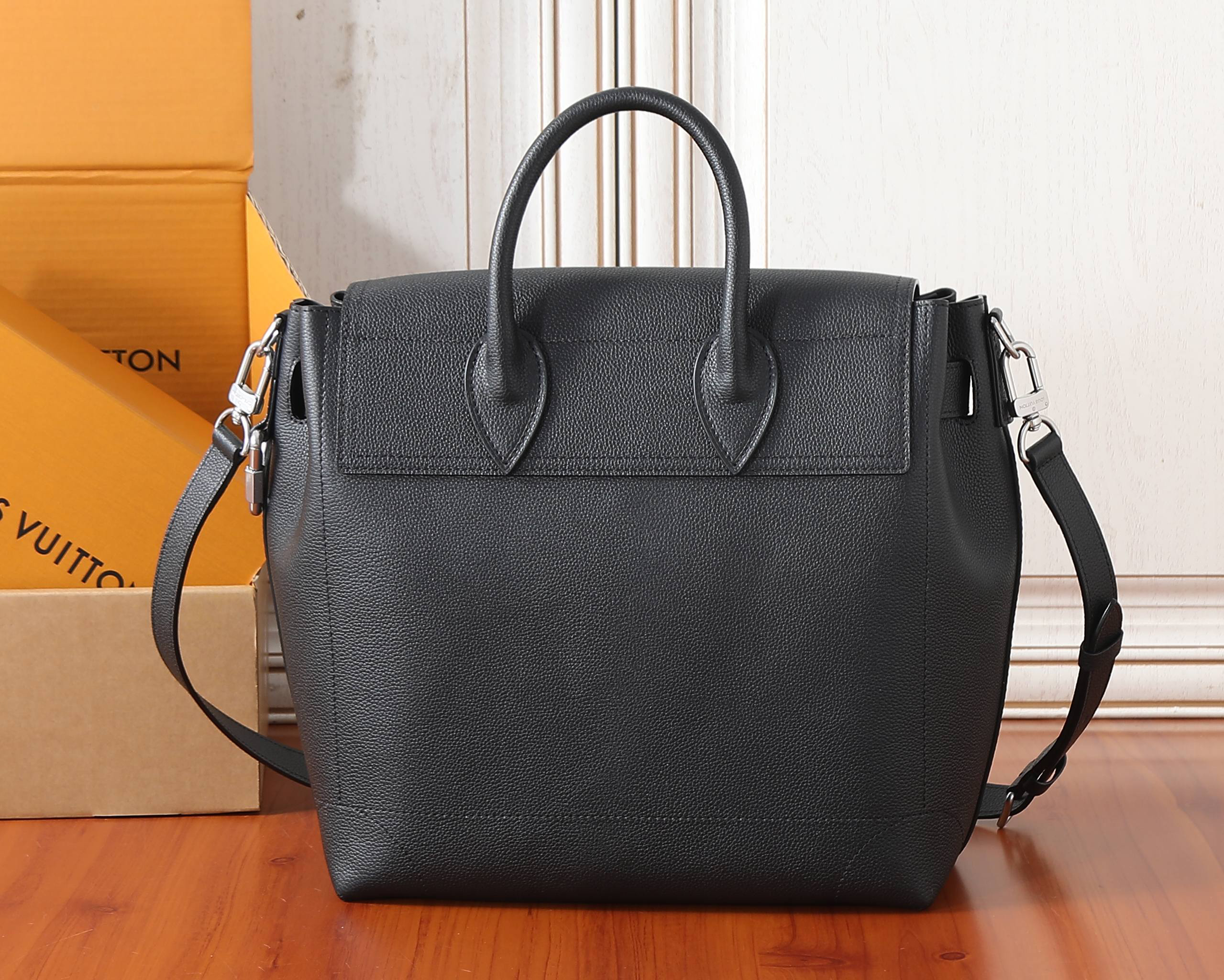 Louis Vuitton Steamer 30 Handbag in LV Touch Leather - Image 3