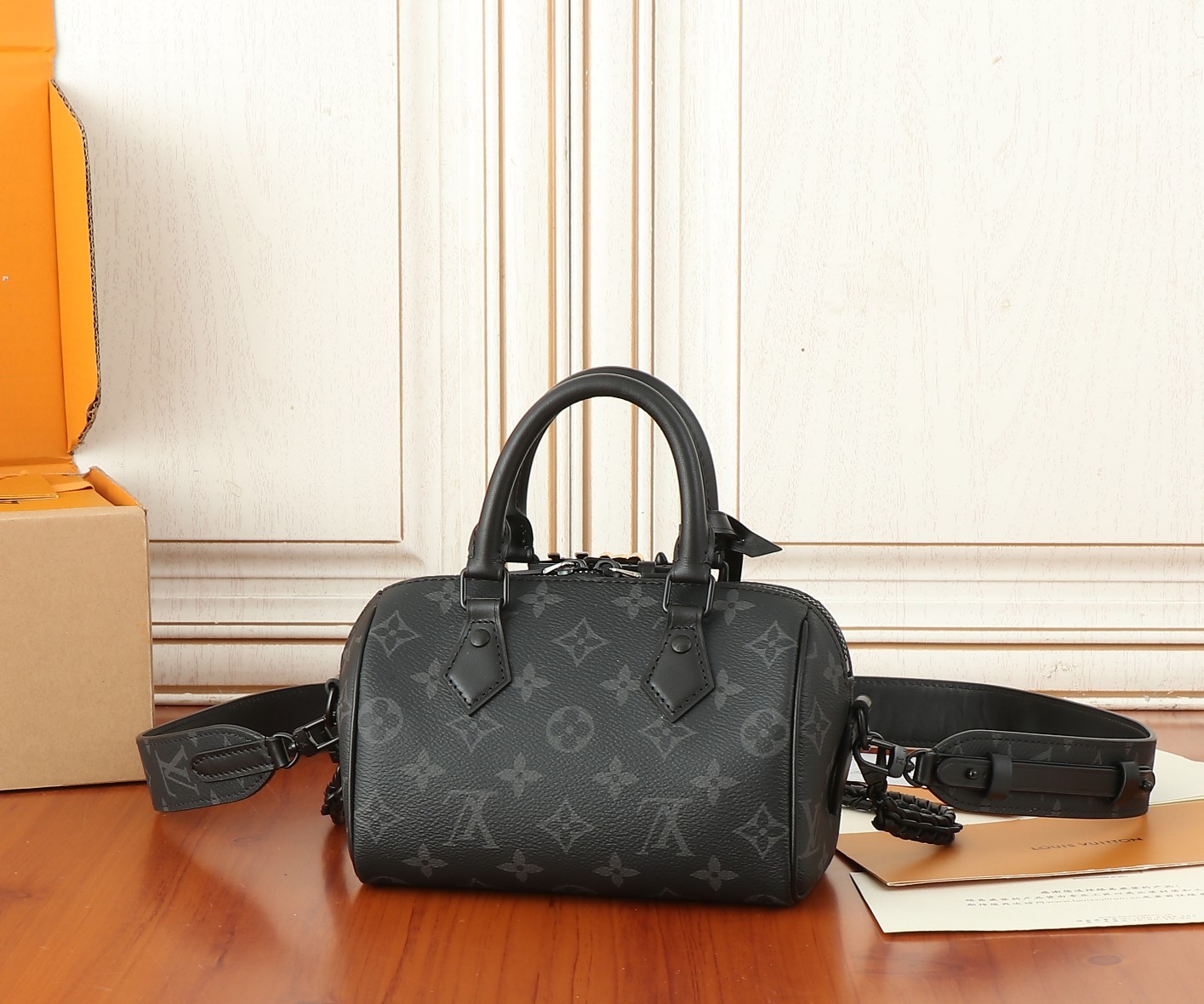 Speedy 18 China Qixi Limited Edition Handbag - Image 3