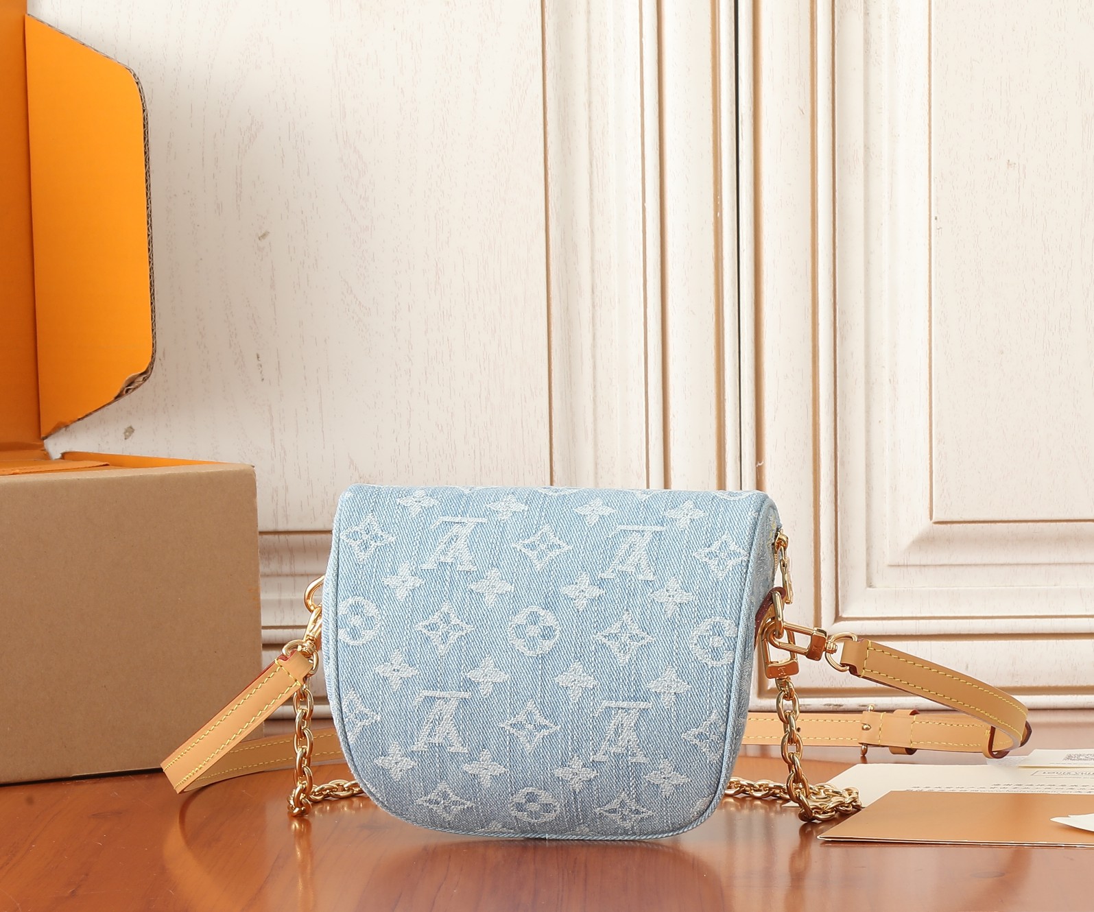 Louis Vuitton Mini Bumbag M83353 - Image 3