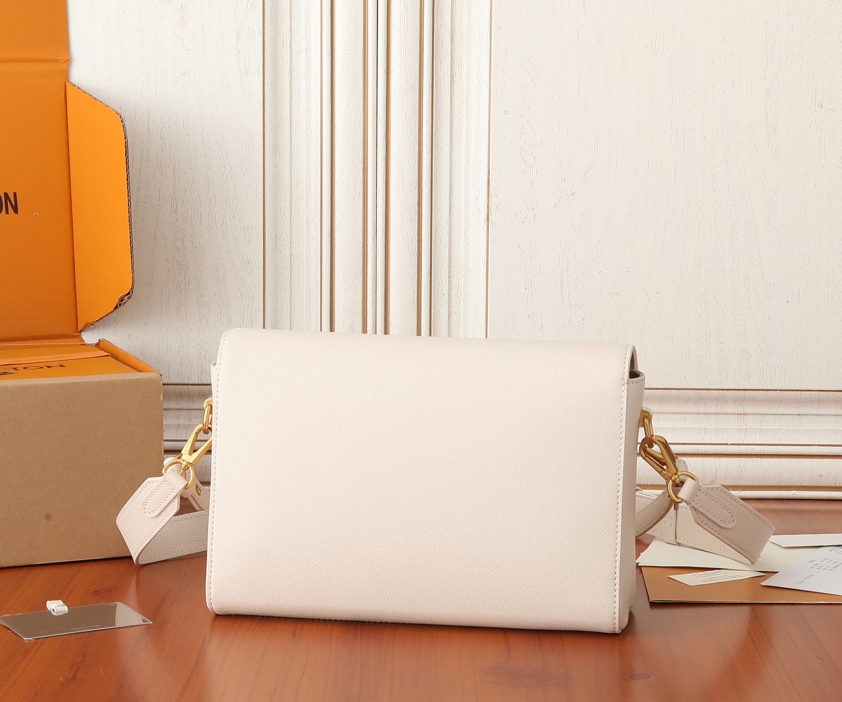 Louis Vuitton Soft Twist Leather Shoulder Bag - Image 3