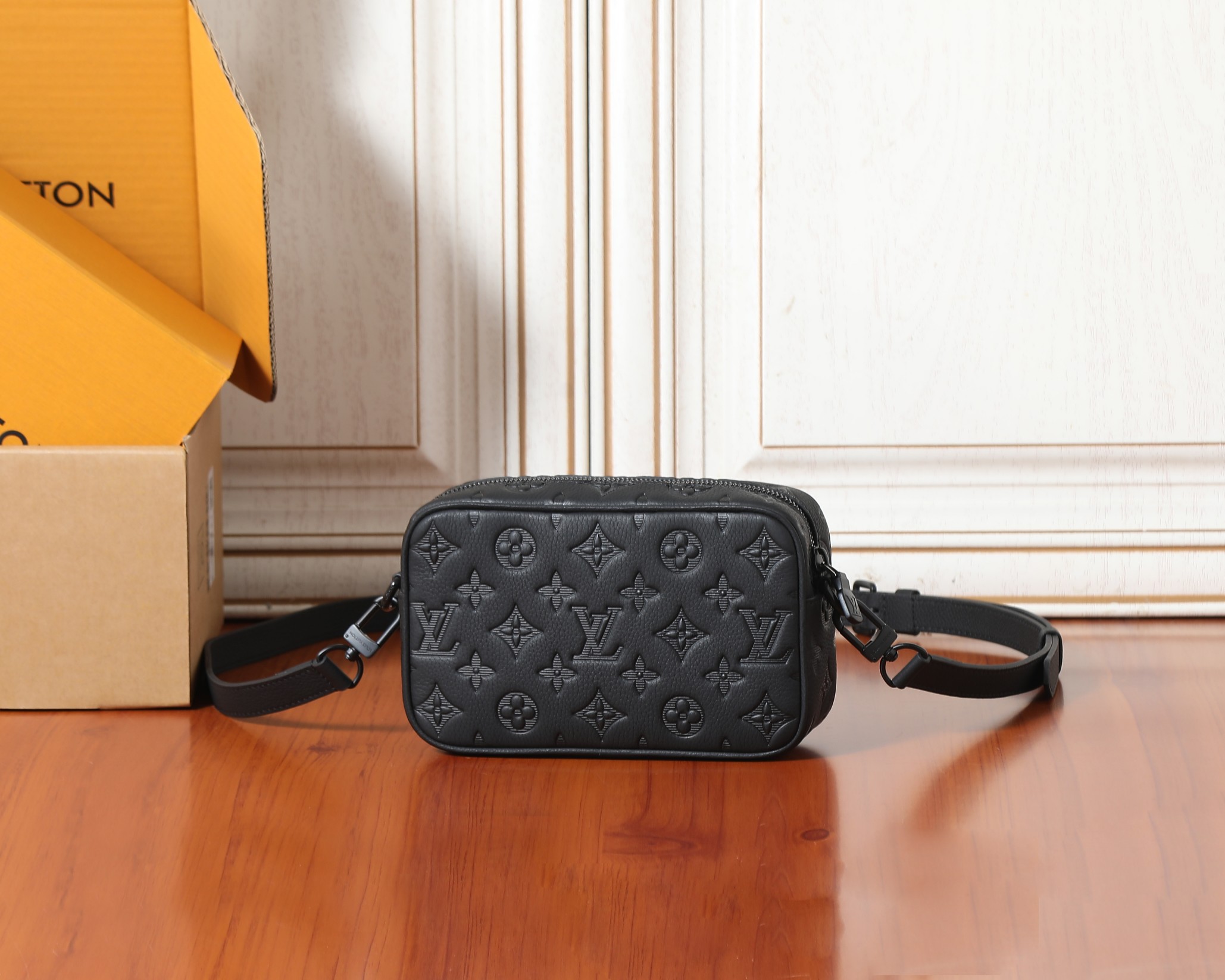 Louis Vuitton Trocadero Mini Bag - Image 3