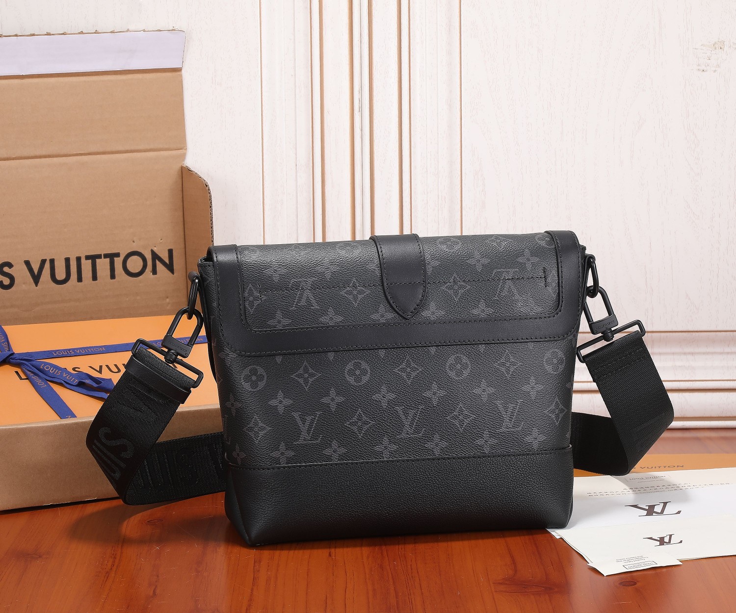 Louis Vuitton Saumur Shoulder Bag in Monogram Eclipse Canvas - Image 3