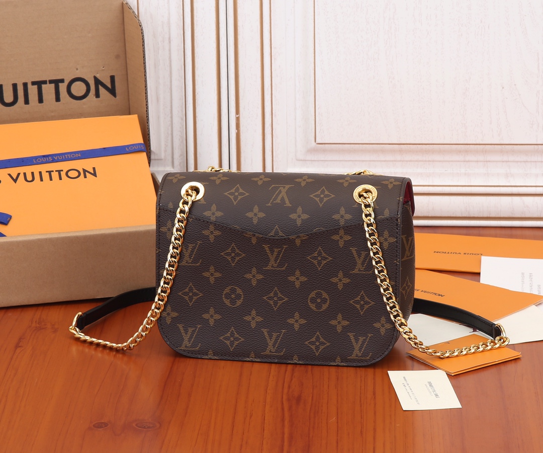Louis Vuitton Monogram Chain Bag - Image 3