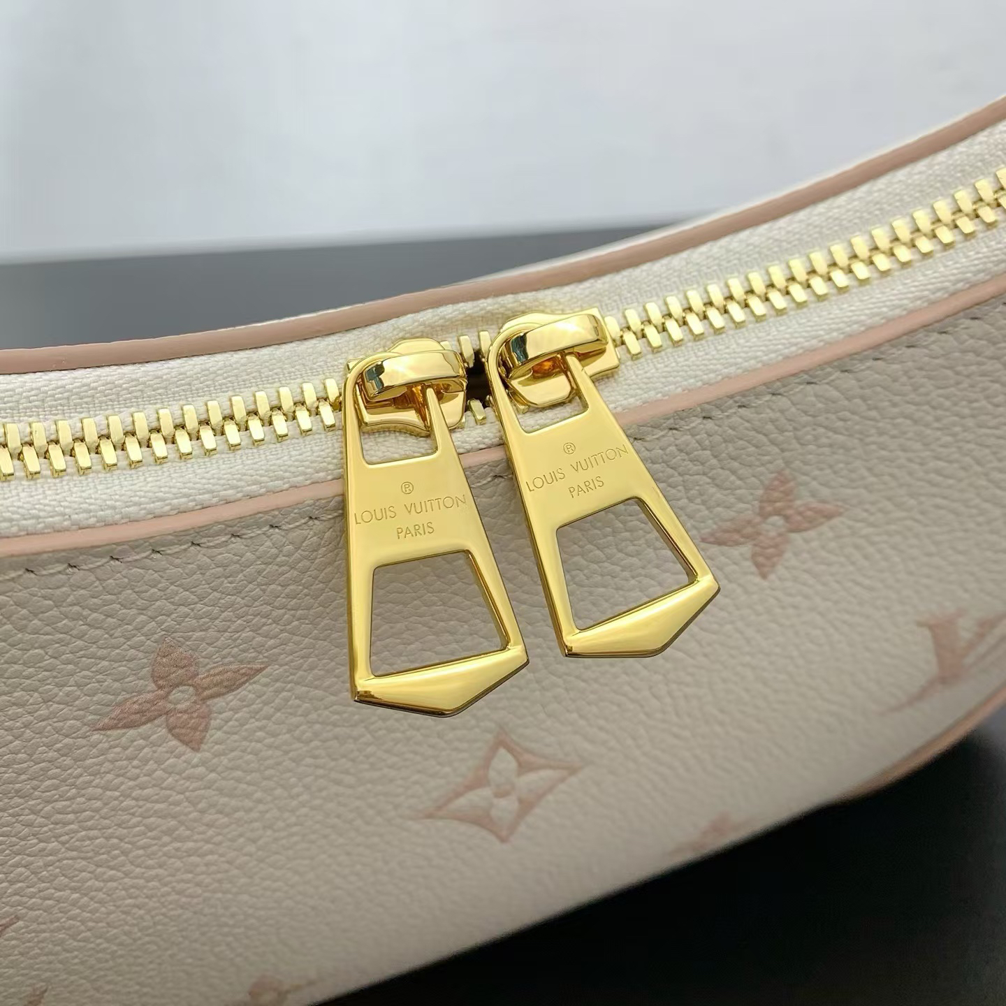 Louis Vuitton Boulogne Shoulder Bag - Image 3