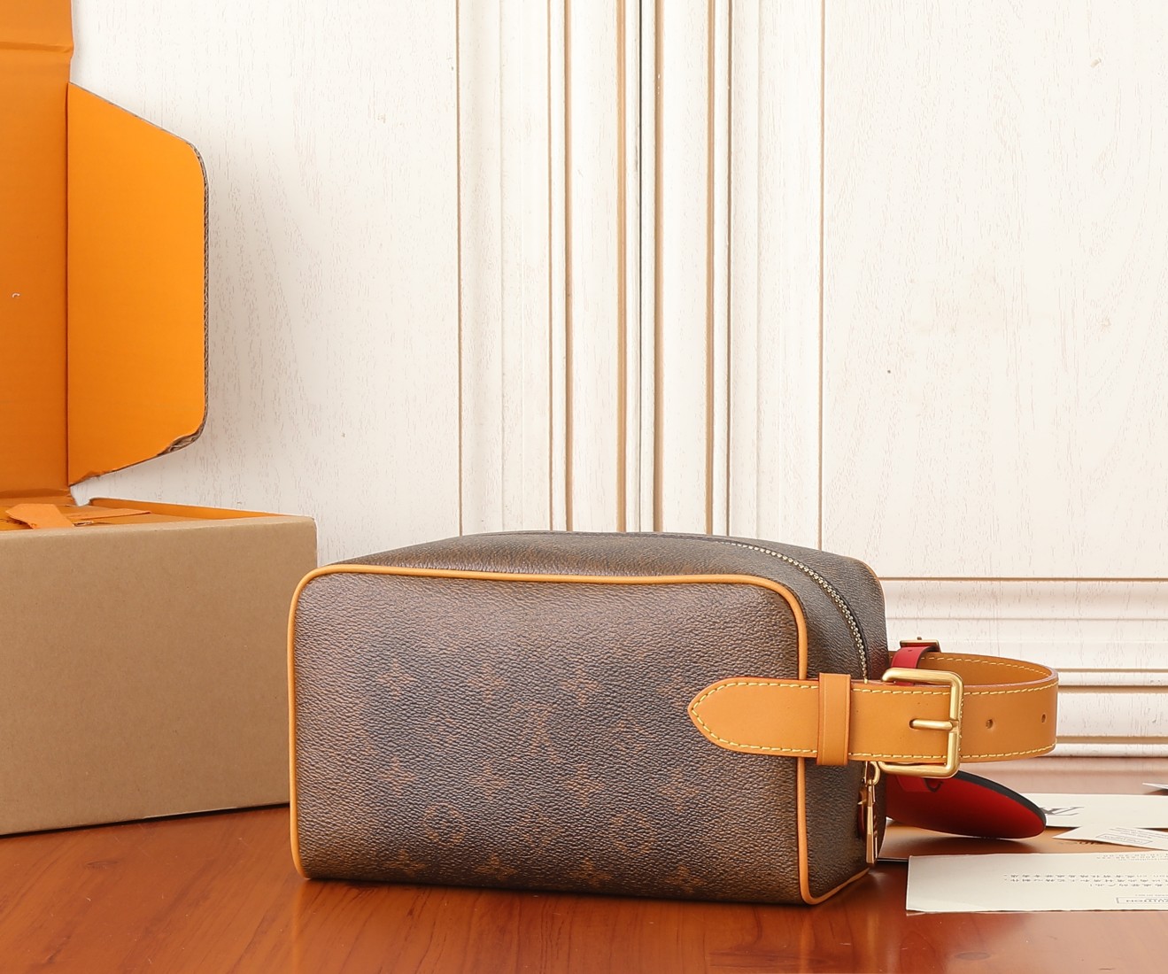 Louis Vuitton Locker Dopp Kit Toiletry Bag M11765 - Image 3