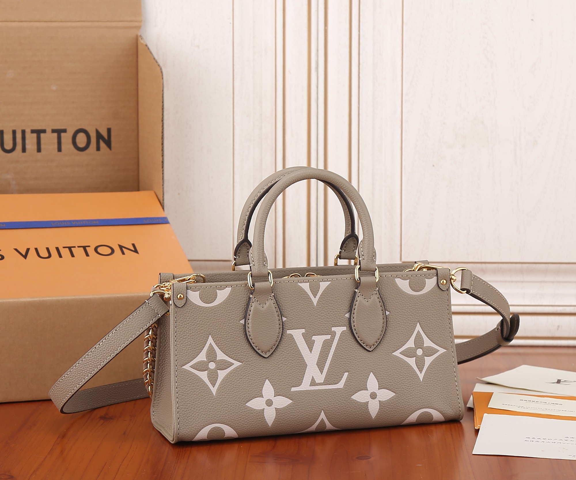 Louis Vuitton OnTheGo East West Handbag in Monogram Empreinte Leather - Image 3