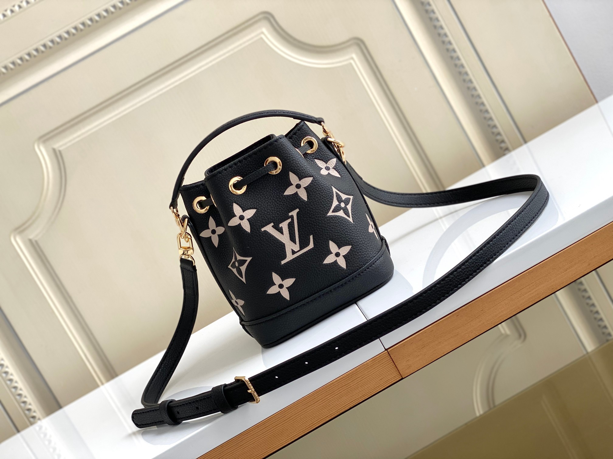 Louis Vuitton Nano Noe Bucket Bag M81626 - Image 3