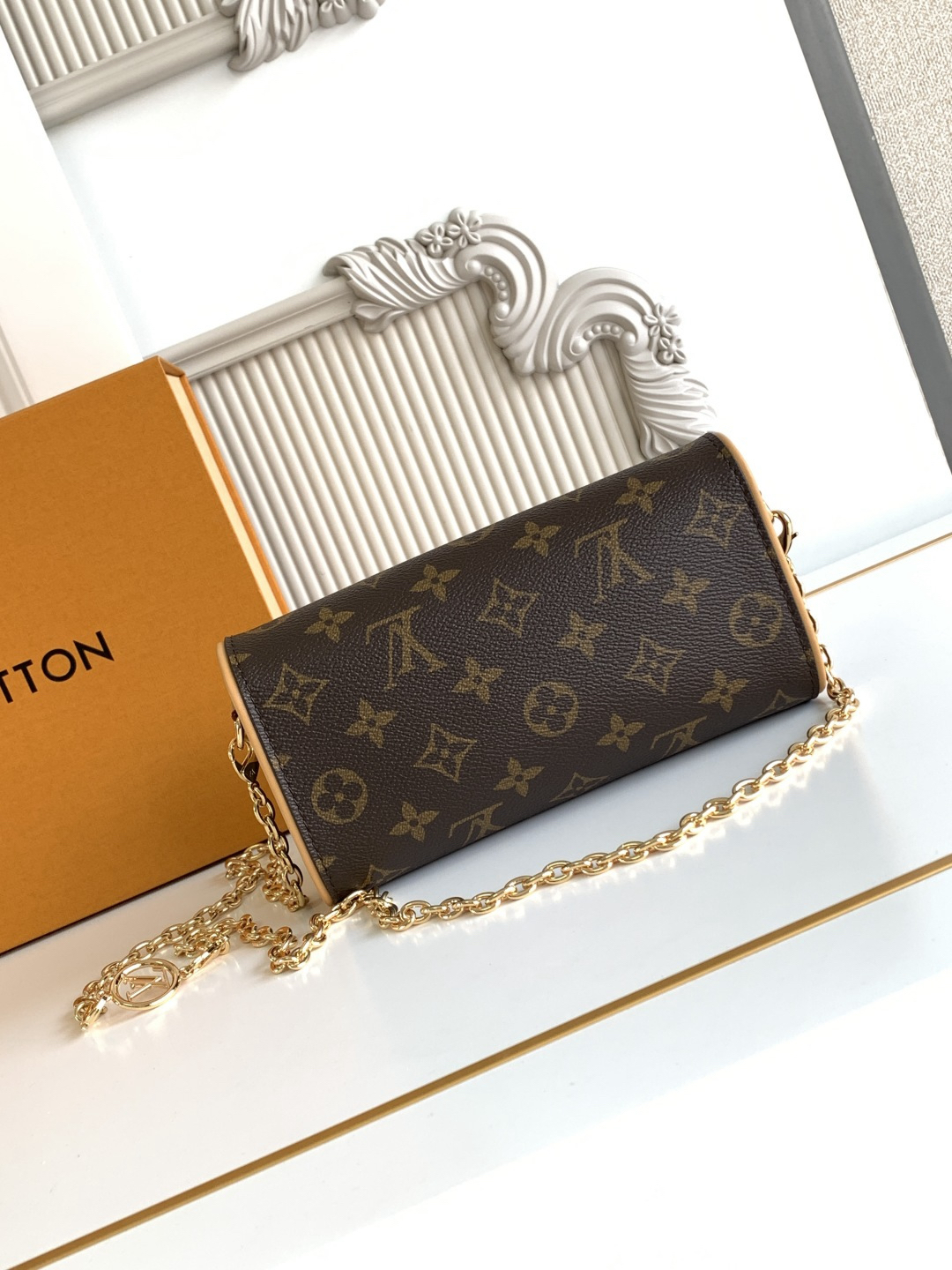 Louis Vuitton Pochette Camille Crossbody Bag - Image 3