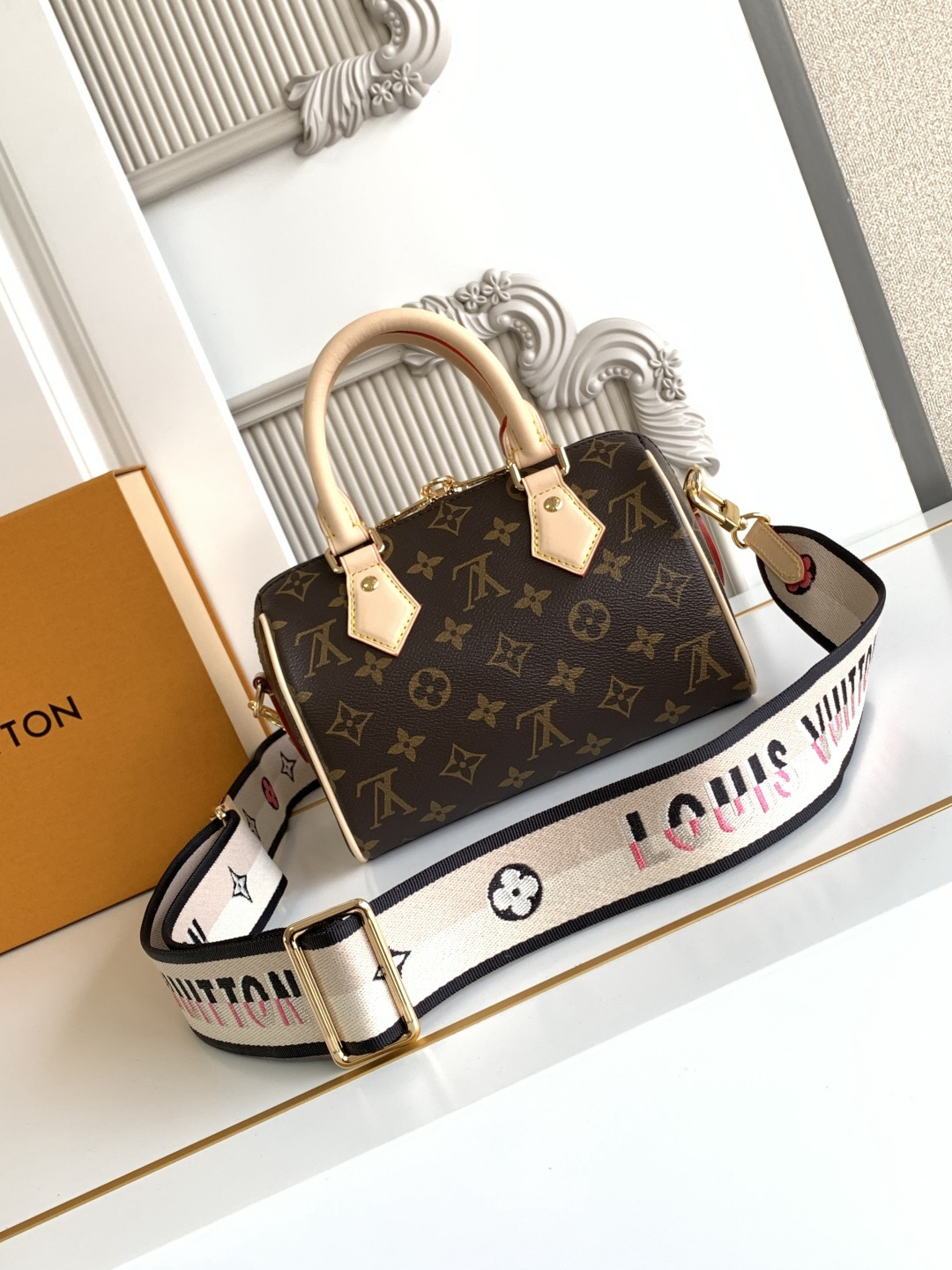 Louis Vuitton Speedy Bandouliere 30 Monogram Canvas Bag - Image 3
