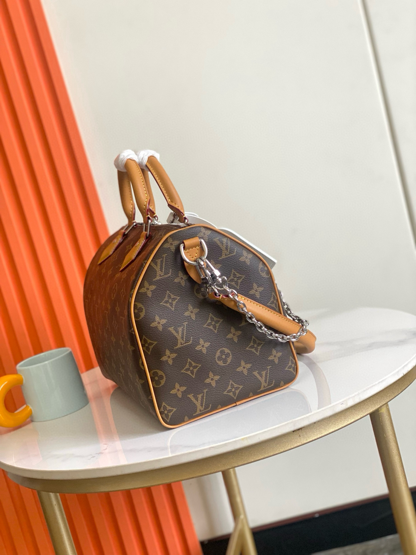 Louis Vuitton Speedy Soft 30 Handbag - Image 3