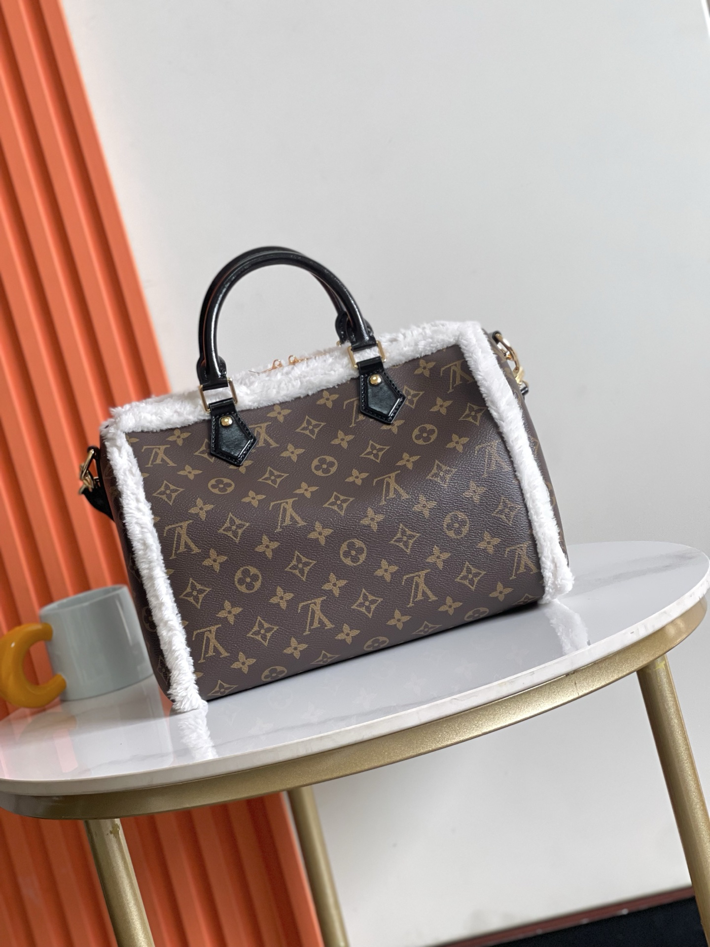Louis Vuitton Speedy Soft 30 Teddy Handbag - Image 3