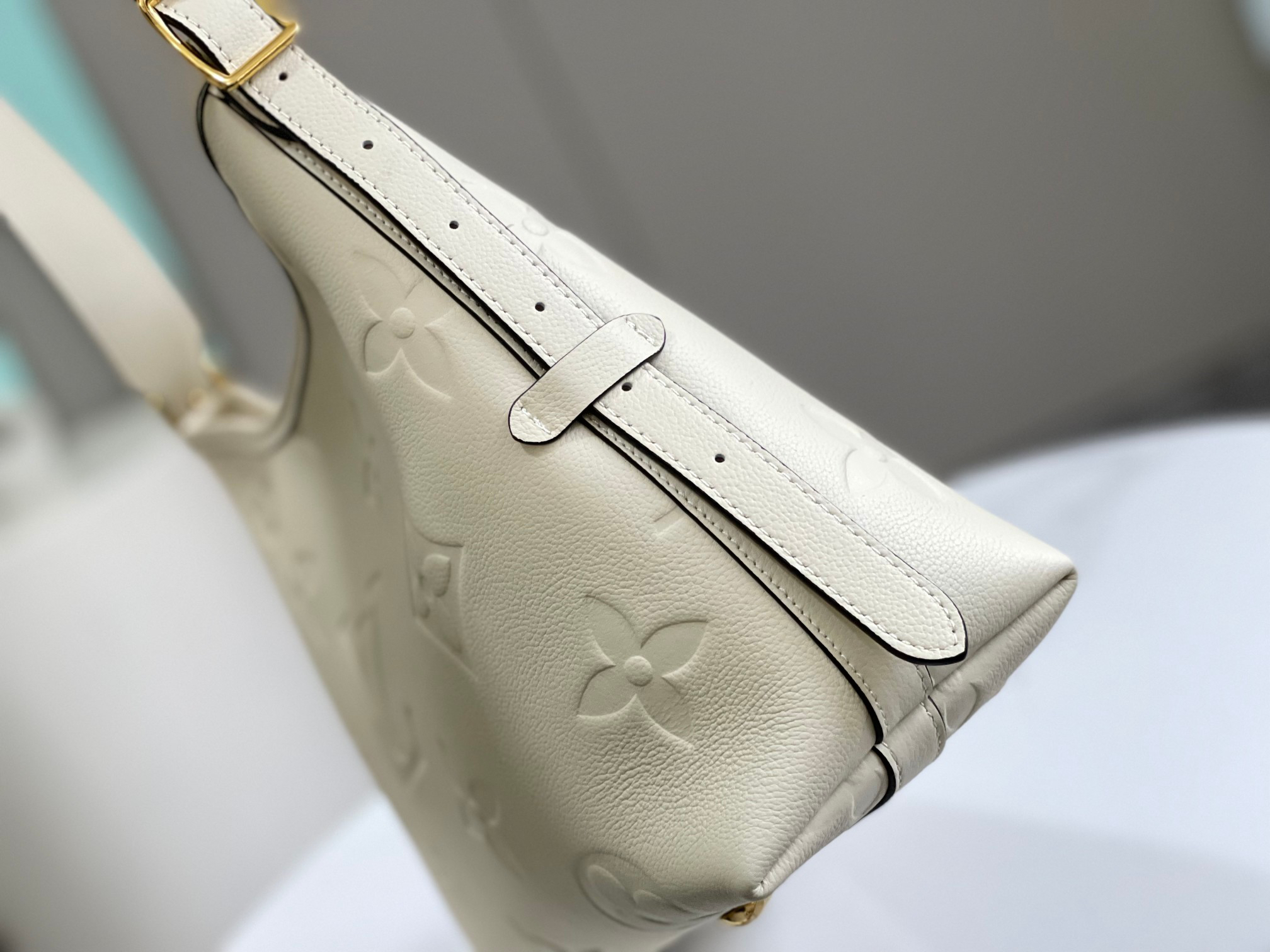 Louis Vuitton CarryAll Small Shoulder Bag in Monogram Empreinte Leather - Image 3
