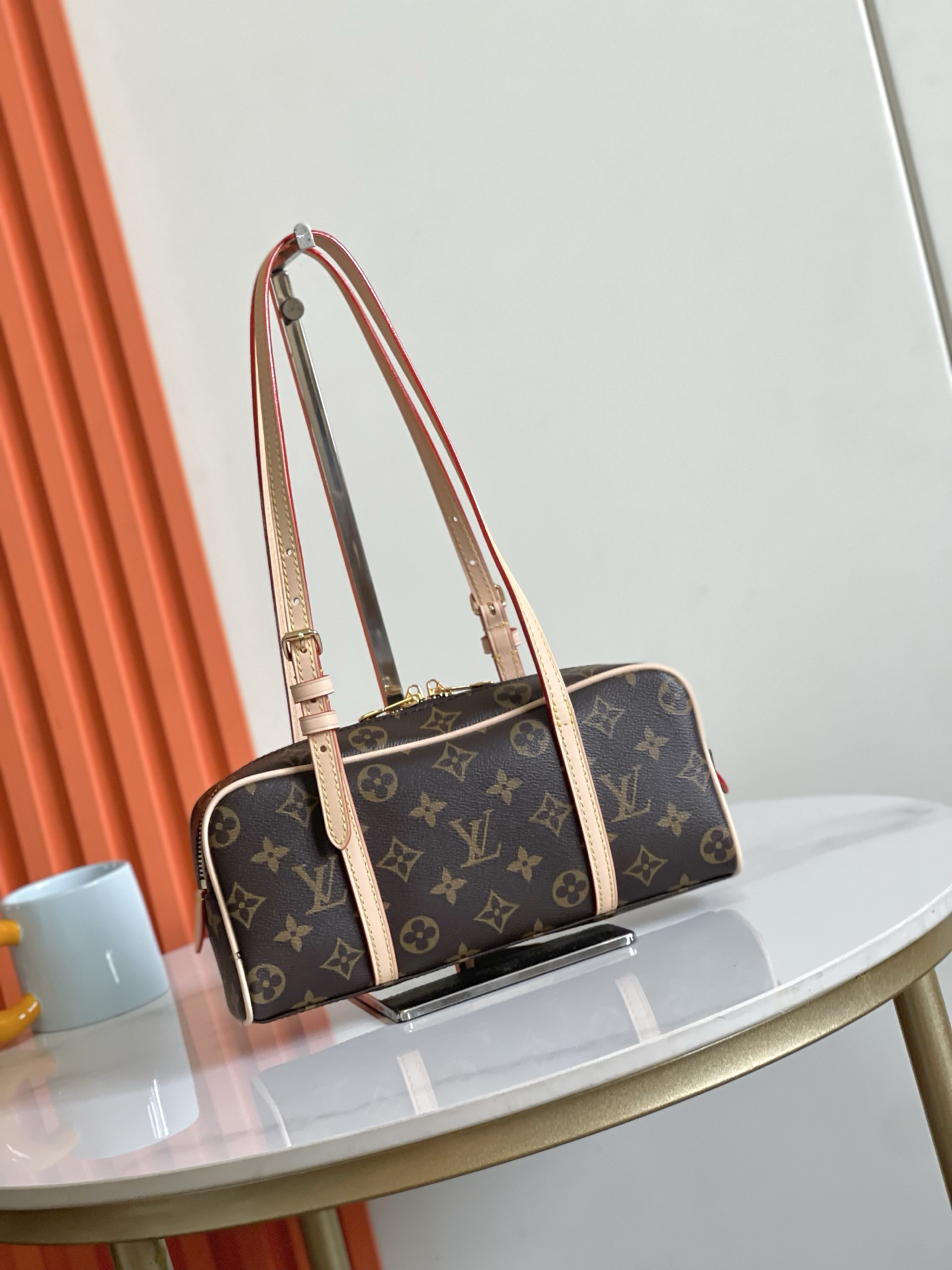 Louis Vuitton Hang On Bag M47031 - Image 3