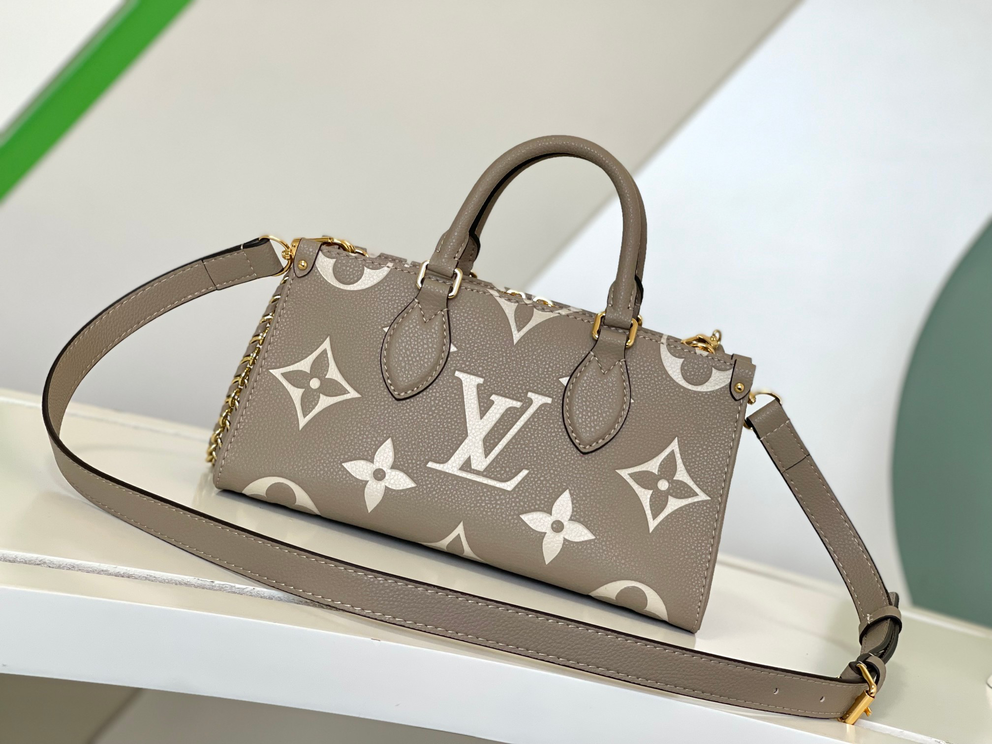 Louis Vuitton OnTheGo Small Handbag in Giant Monogram Leather - Image 3