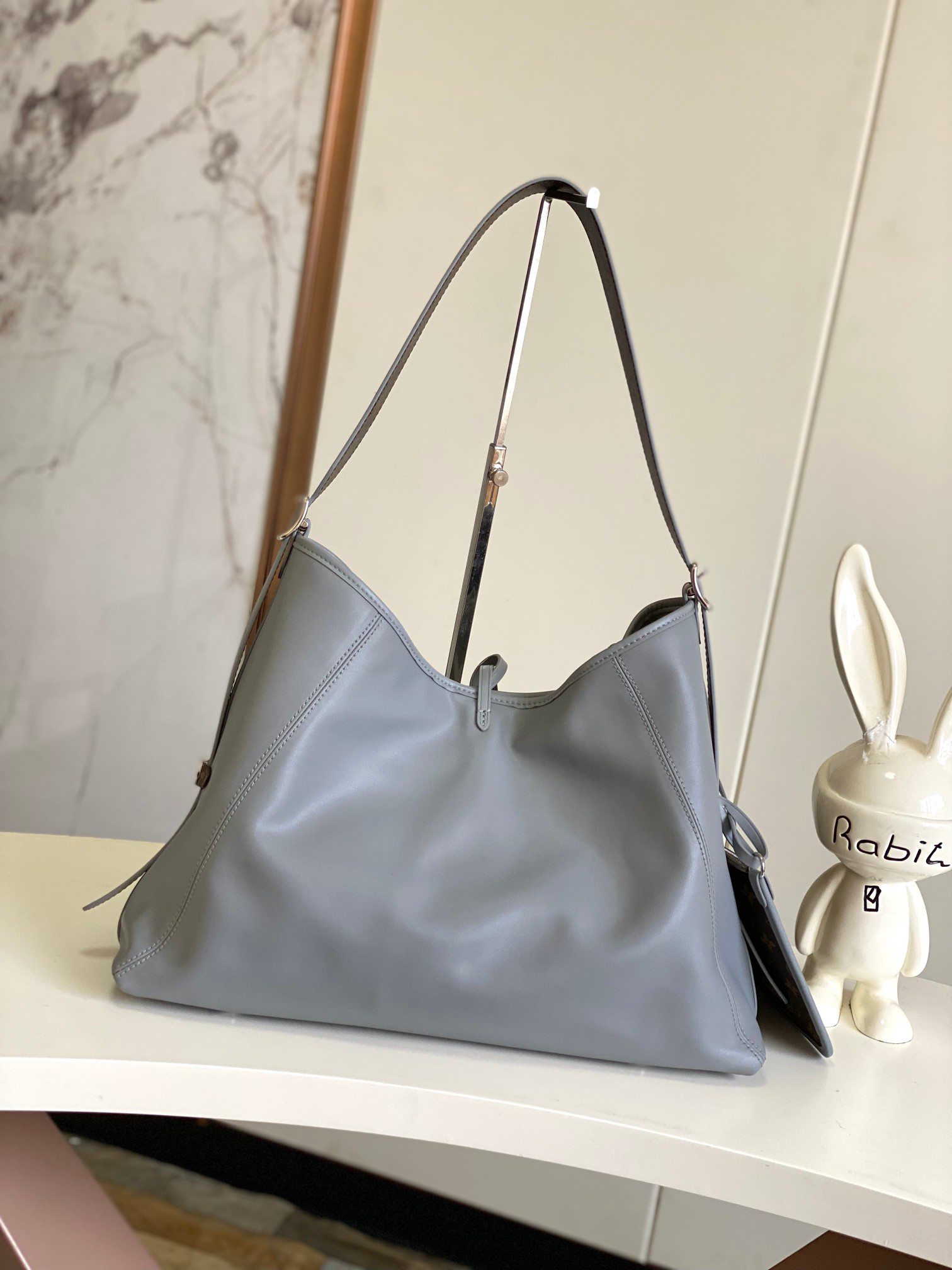 CarryAll Dark Medium Handbag - Image 3