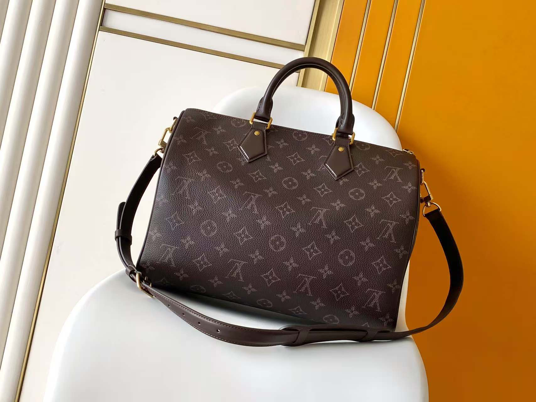Louis Vuitton Speedy Bandoulière 40 Bag - Image 3