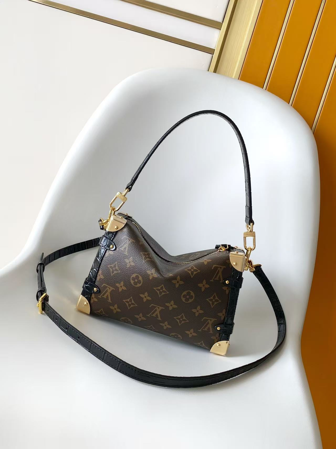 Louis Vuitton Flight Mode Getaway Side Trunk Medium Handbag - Image 3