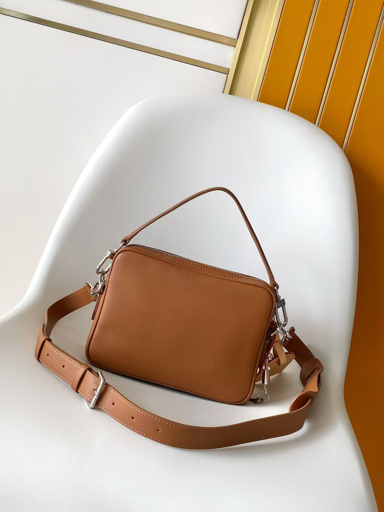 Louis Vuitton Monogram Heritage Shoulder Bag - Image 3