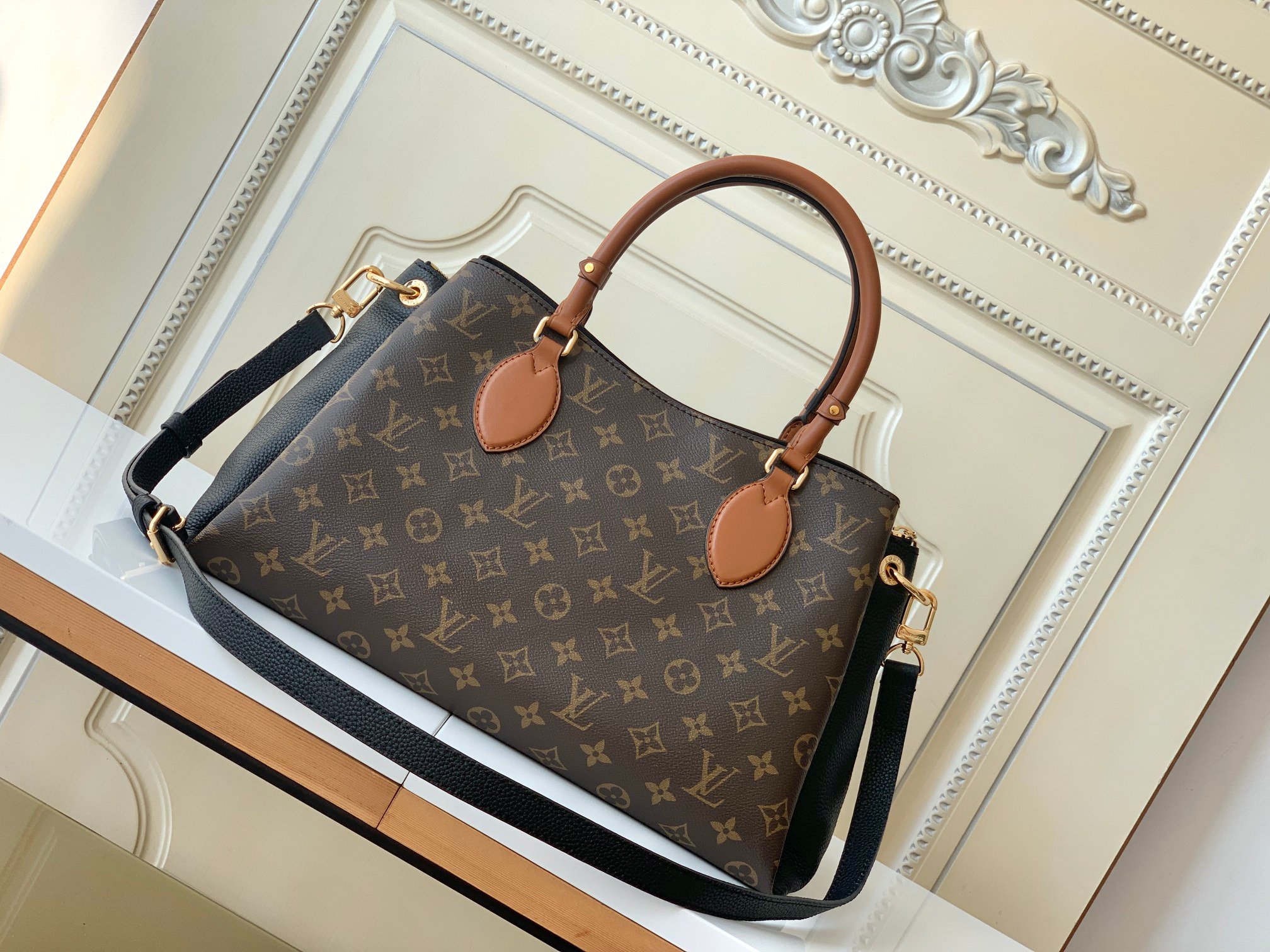 Louis Vuitton Opera Handbag M46508 - Image 3