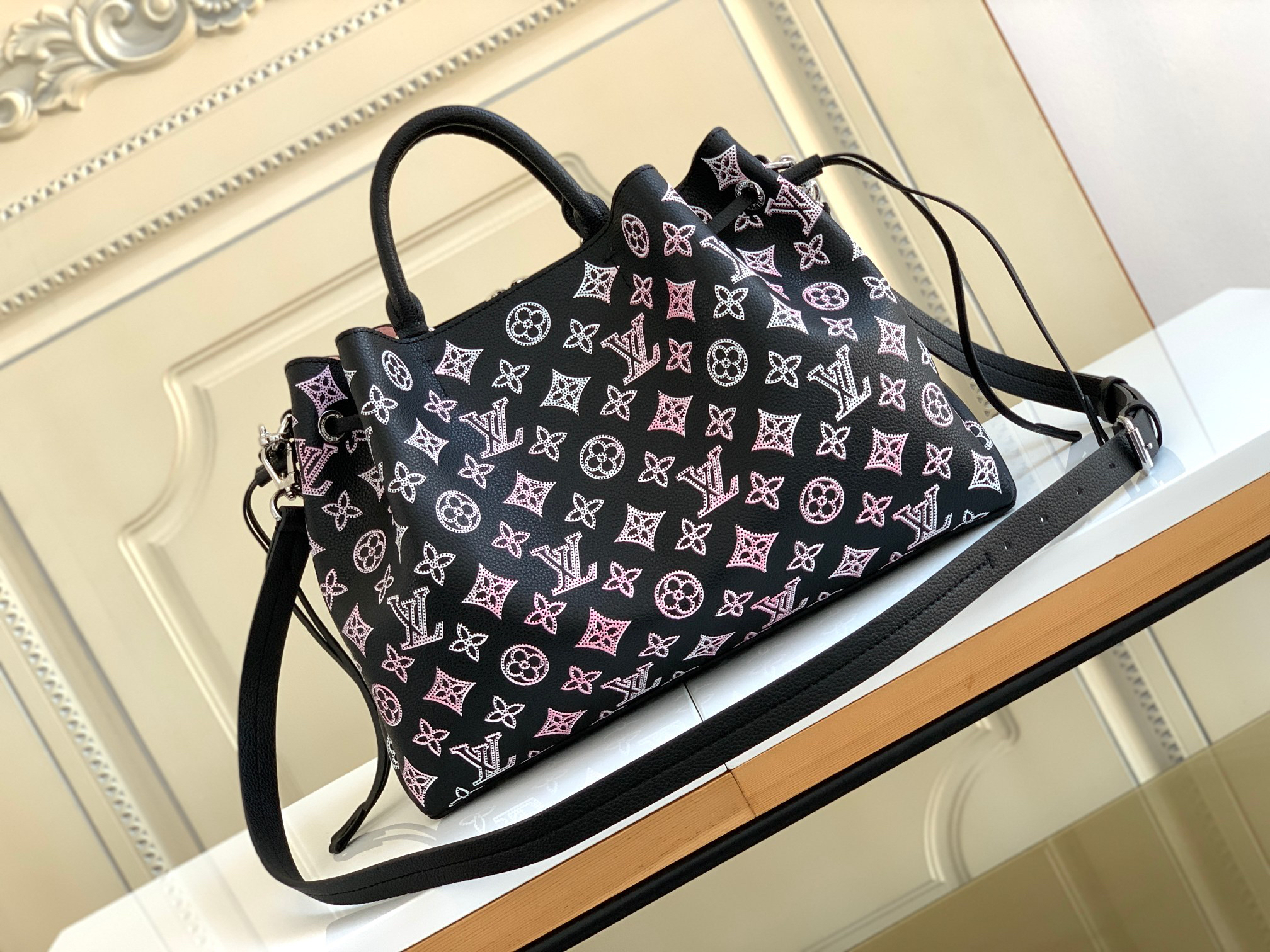 Louis Vuitton Bella Tote Black - Image 3