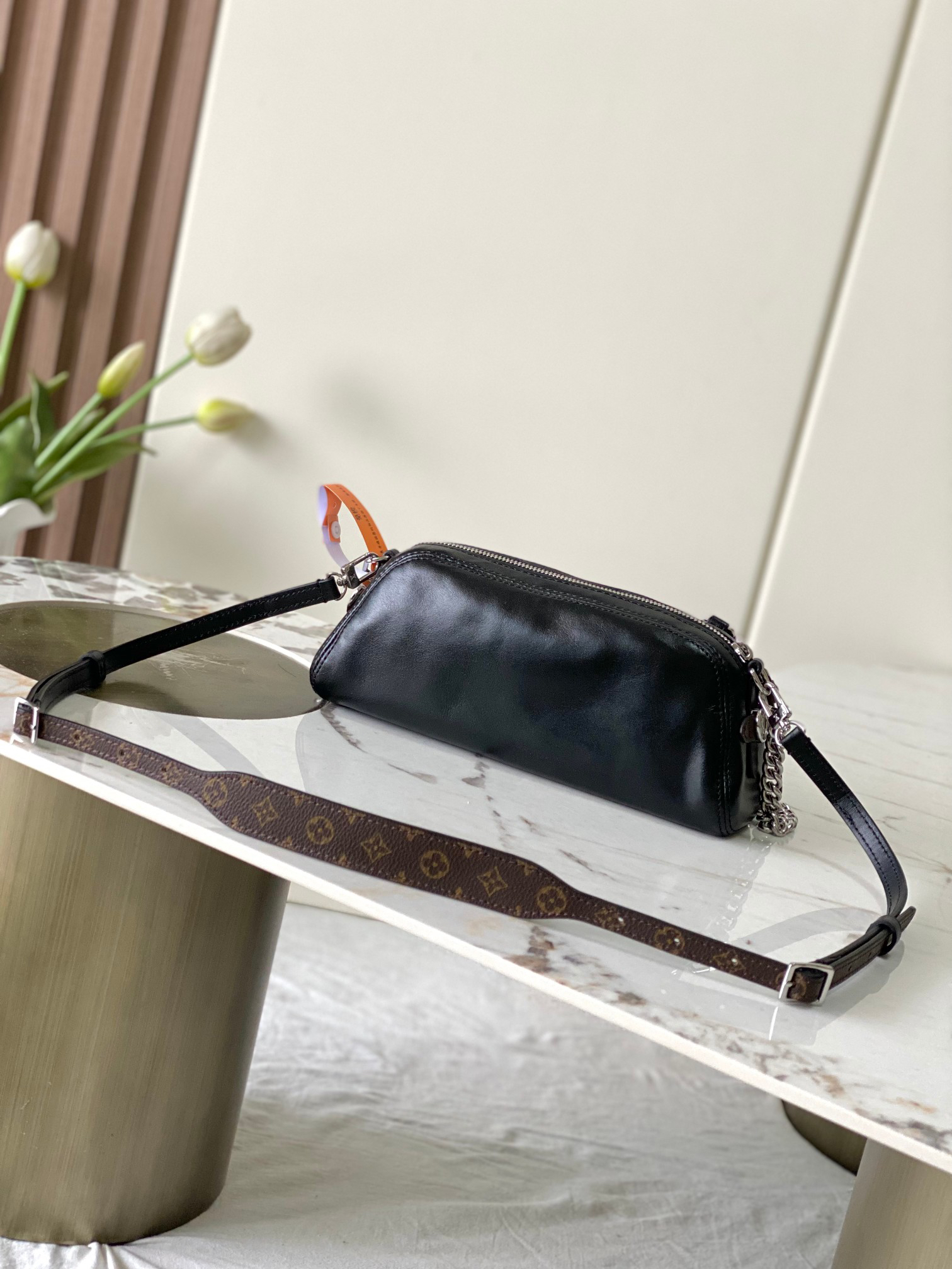 Louis Vuitton Pochette Vibe Shoulder Bag M14544 - Image 3