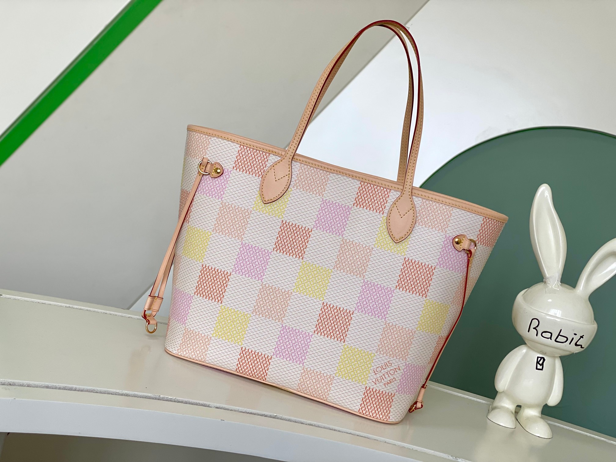 Louis Vuitton Neverfull Medium Tote Bag in Damier Giant Canvas - Image 3