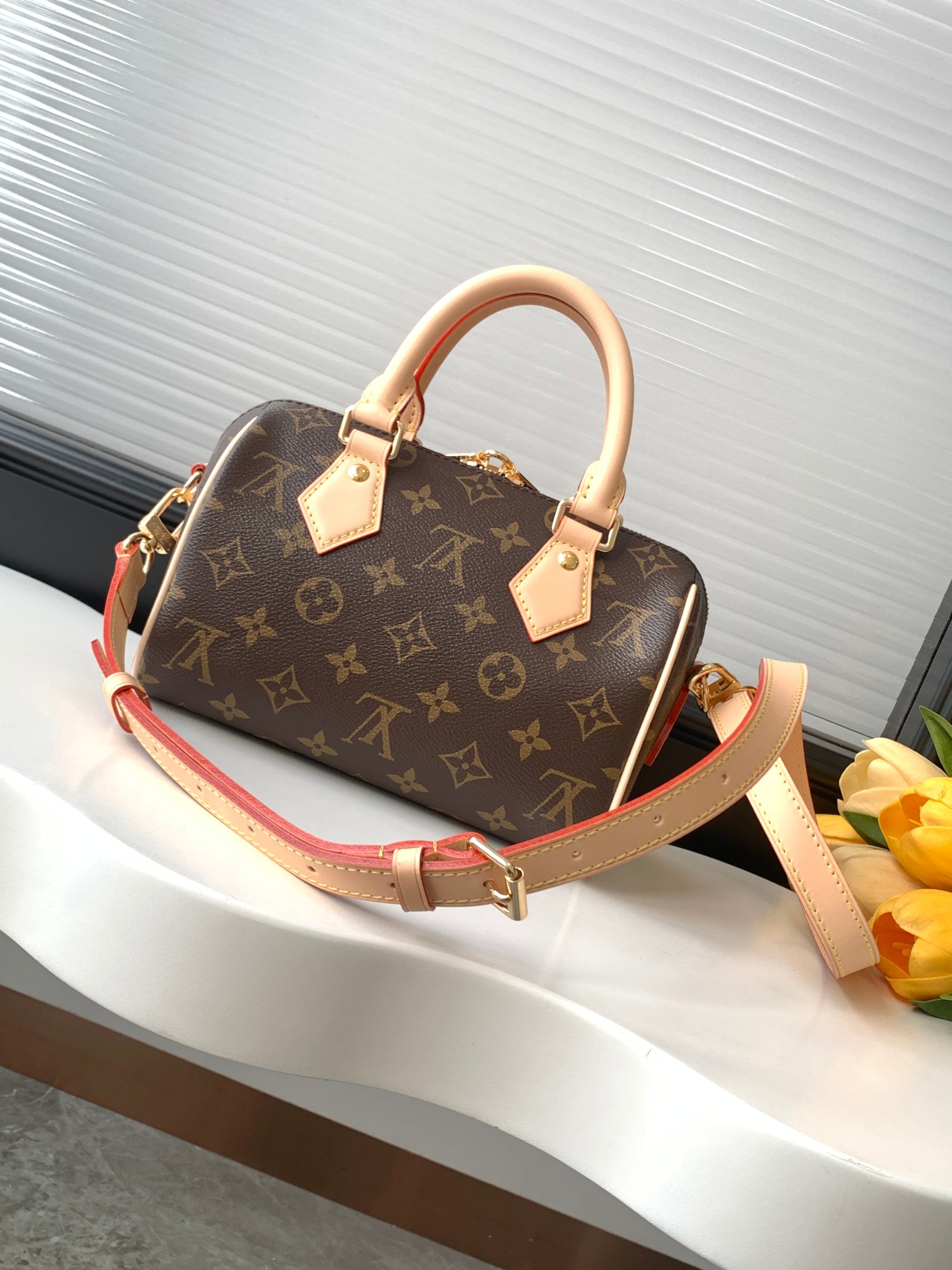Louis Vuitton Speedy Bandoulière 20 Monogram Shoulder Bag - Image 3