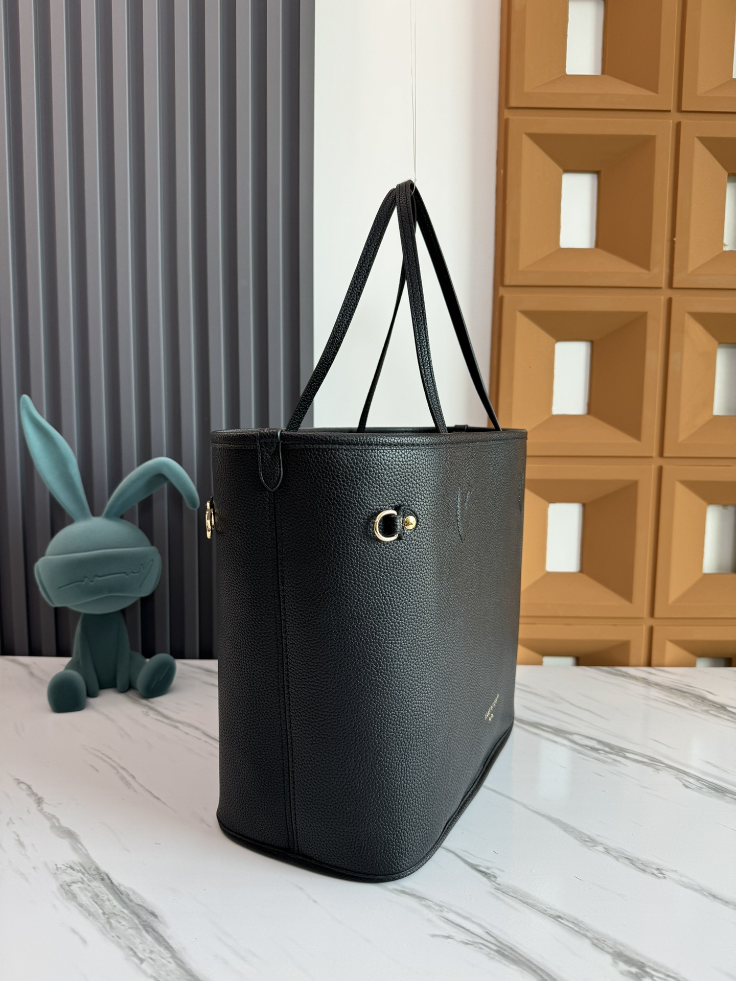 Louis Vuitton Neverfull Inside Out Medium Handbag - Image 3