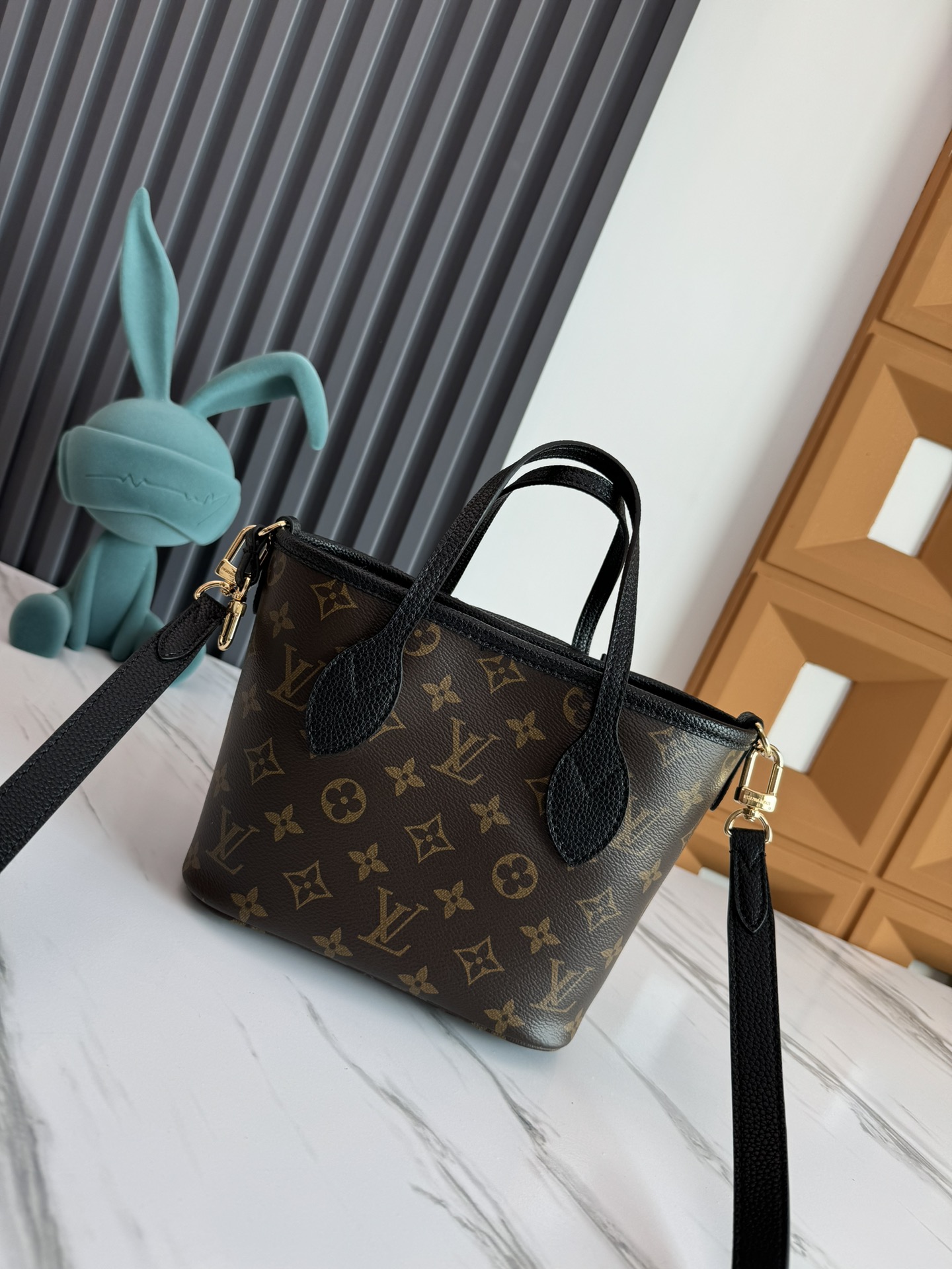 Louis Vuitton Neverfull Bandouliere Inside Out BB - Image 3