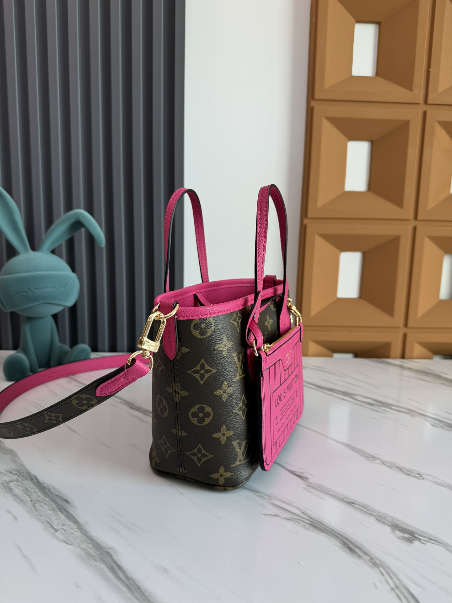 Louis Vuitton Neverfull Bandouliere Inside Out BB Shoulder Bag - Image 3