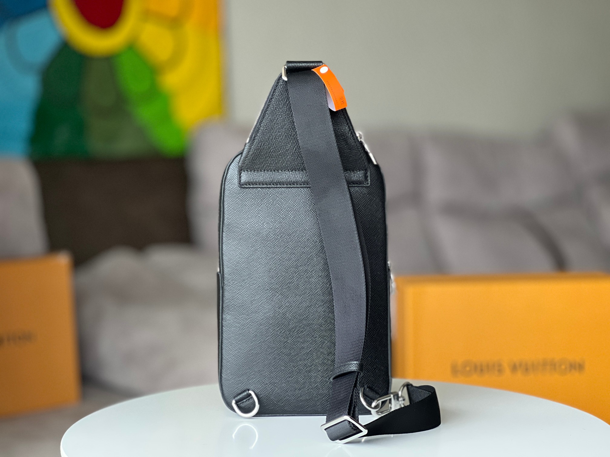 Louis Vuitton Avenue Crossbody Bag M30863 in Black Taiga Leather - Image 3