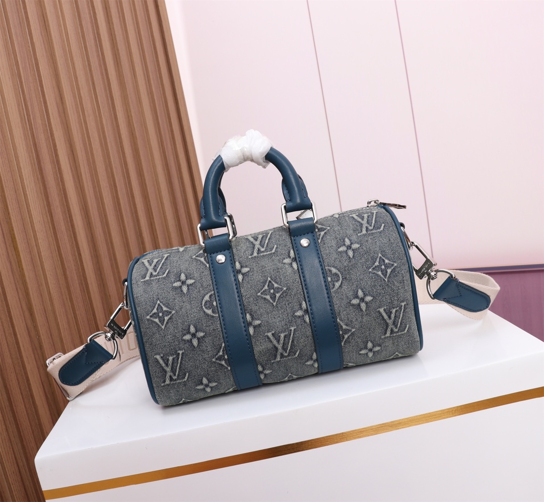 Keepall Bandouliere 25 Monogram Washed Denim Handbag - Image 3