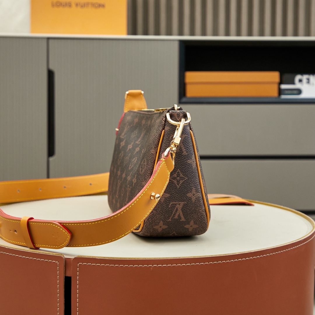 Louis Vuitton Pochette Accessoire XL - Image 3