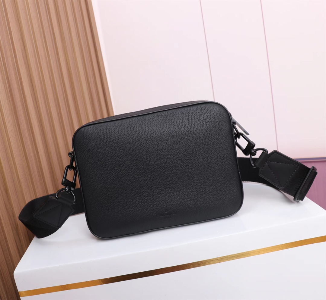 Louis Vuitton Fastline M22482 Black Crossbody Bag - Image 3