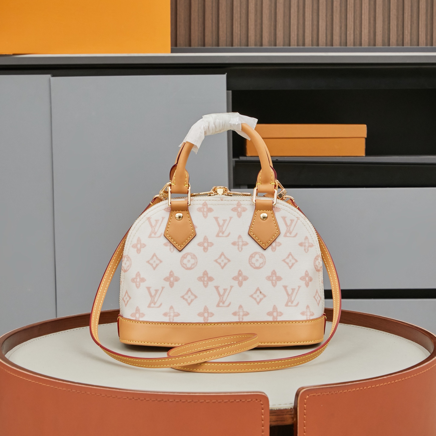 Louis Vuitton Alma BB Monogram Handbag - Image 3