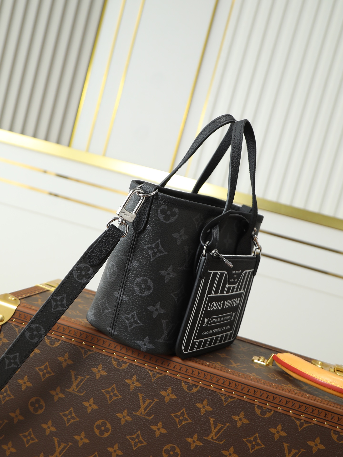 Louis Vuitton Neverfull Bandouliere Inside Out BB Reversible Tote Bag - Image 3